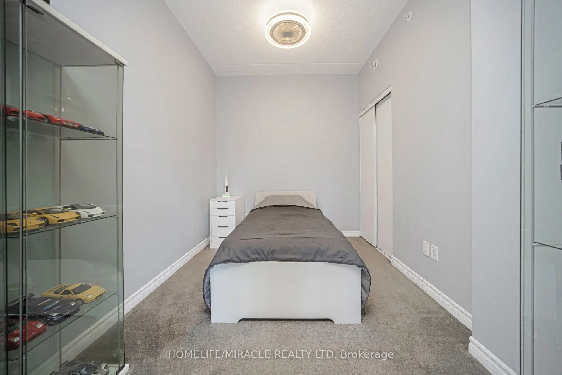 1284 Gordon Street, #304