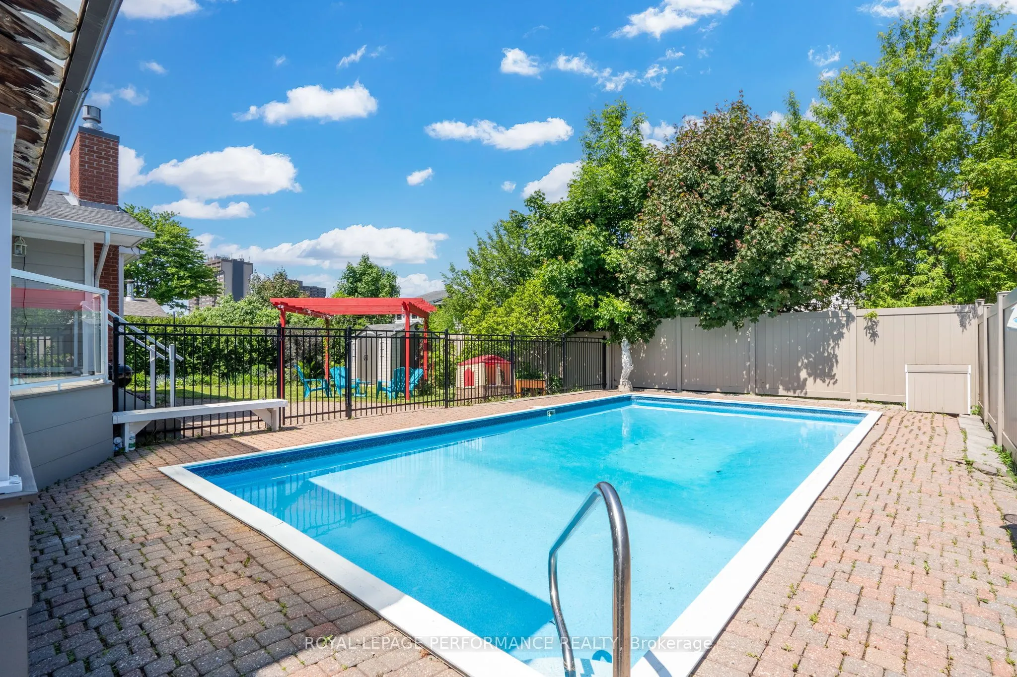 1369 FONTENAY Crescent