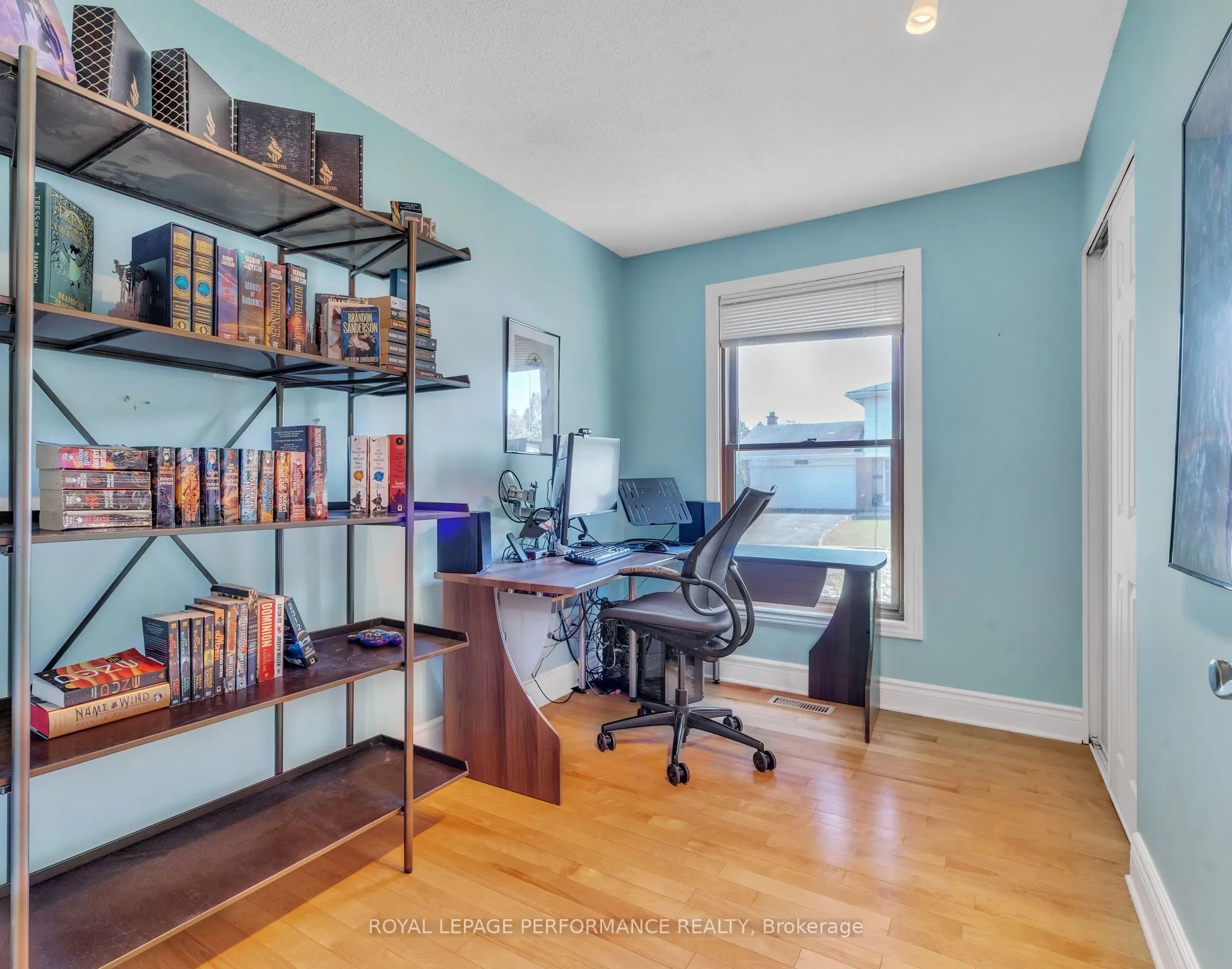 1369 FONTENAY Crescent