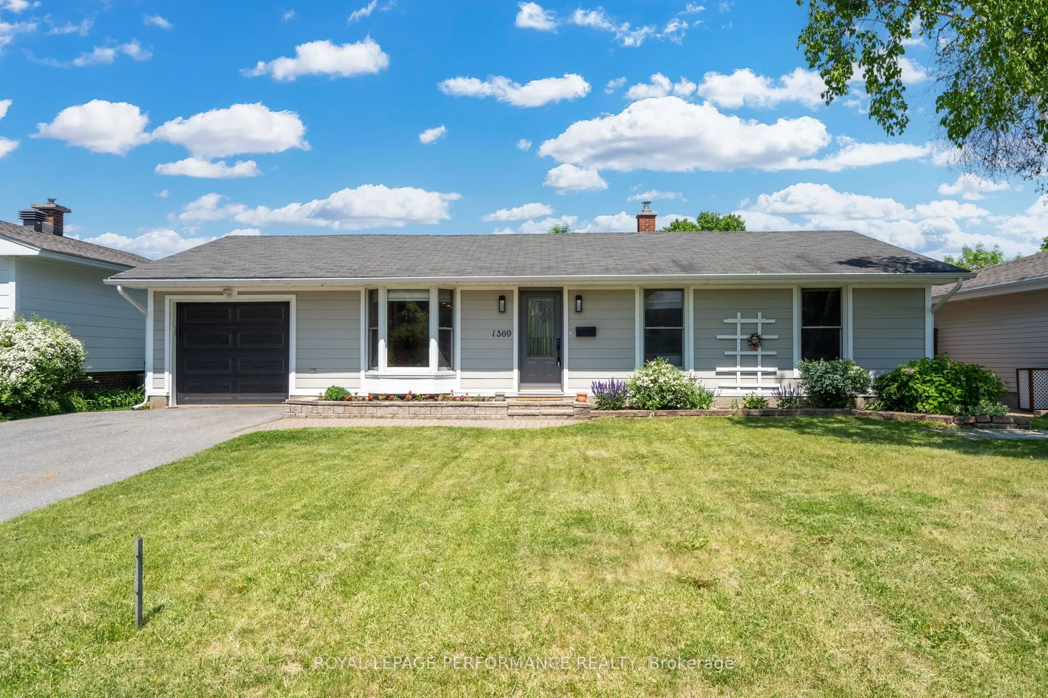 1369 FONTENAY Crescent