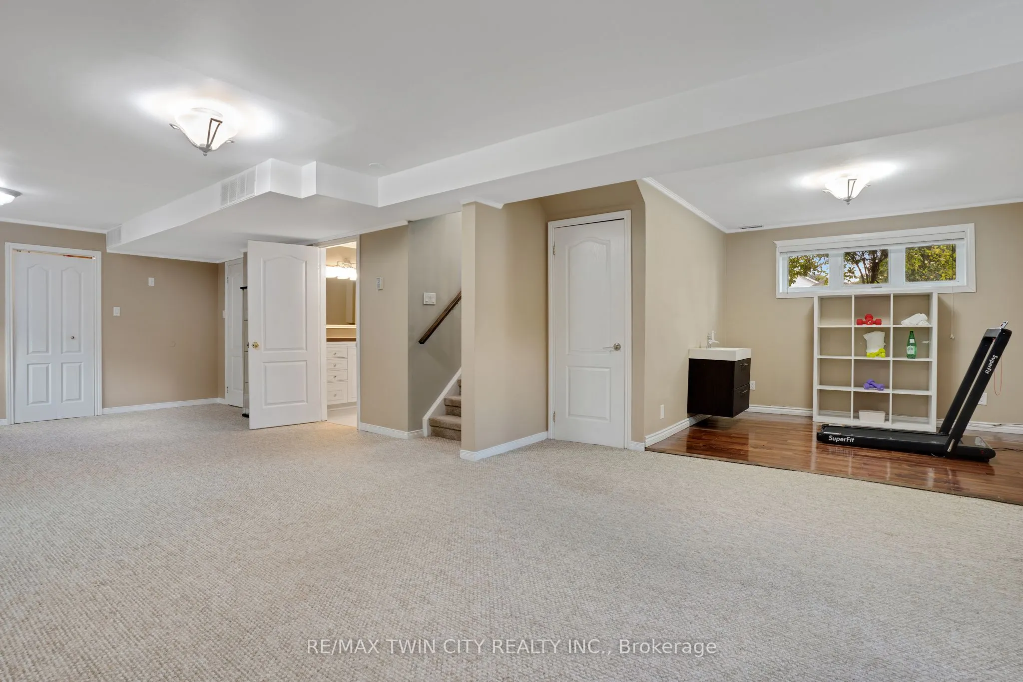 175 Stirling Macgregor Drive