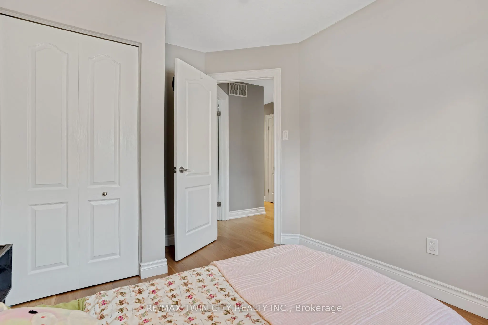 175 Stirling Macgregor Drive