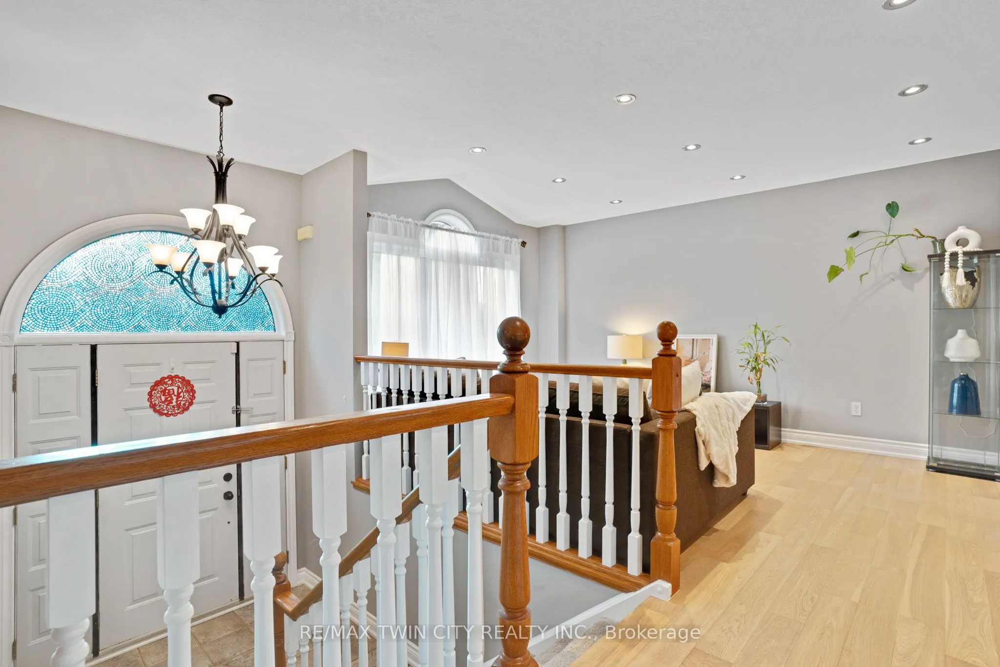 175 Stirling Macgregor Drive