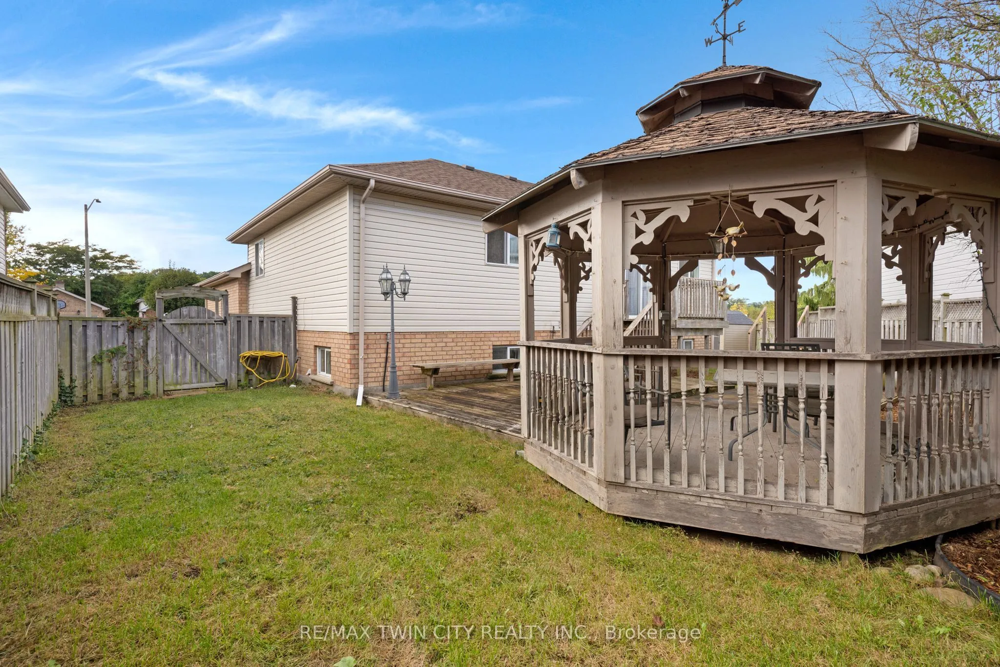 175 Stirling Macgregor Drive