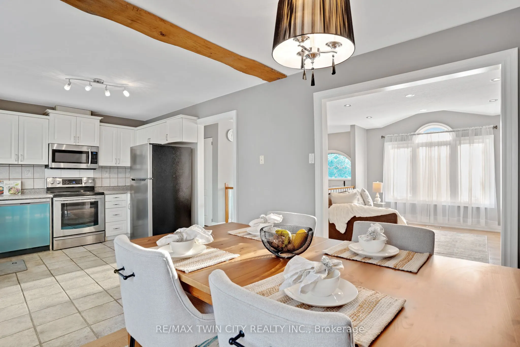 175 Stirling Macgregor Drive