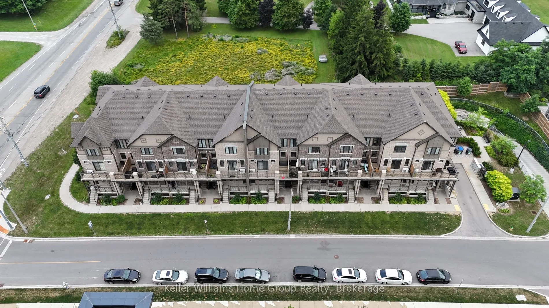 333 Gosling Gardens, #314