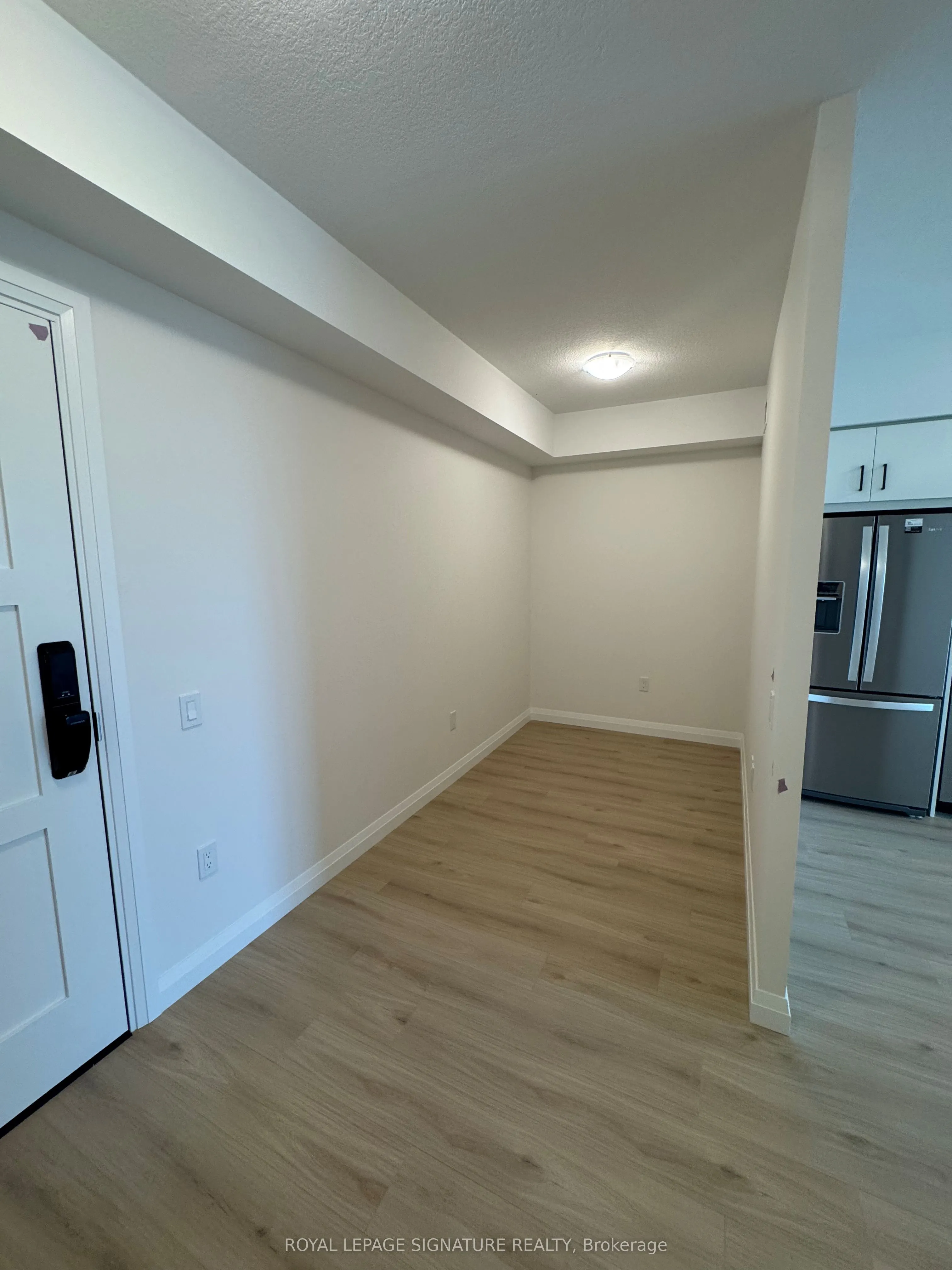 93 Arthur Street South, #902