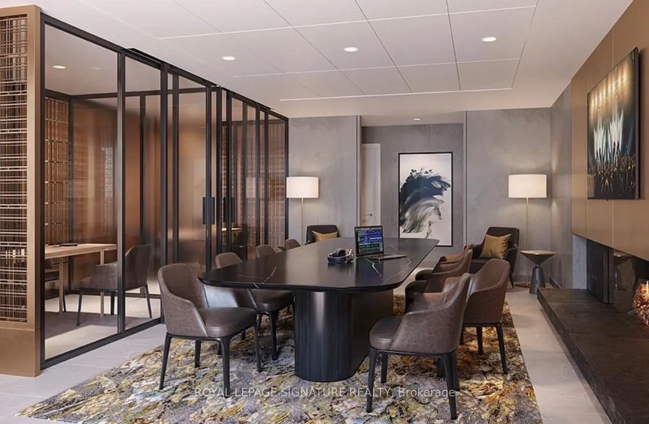 93 Arthur Street South, #902