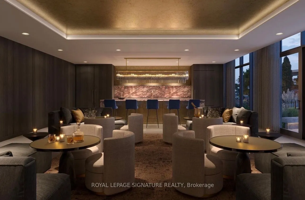 93 Arthur Street South, #902