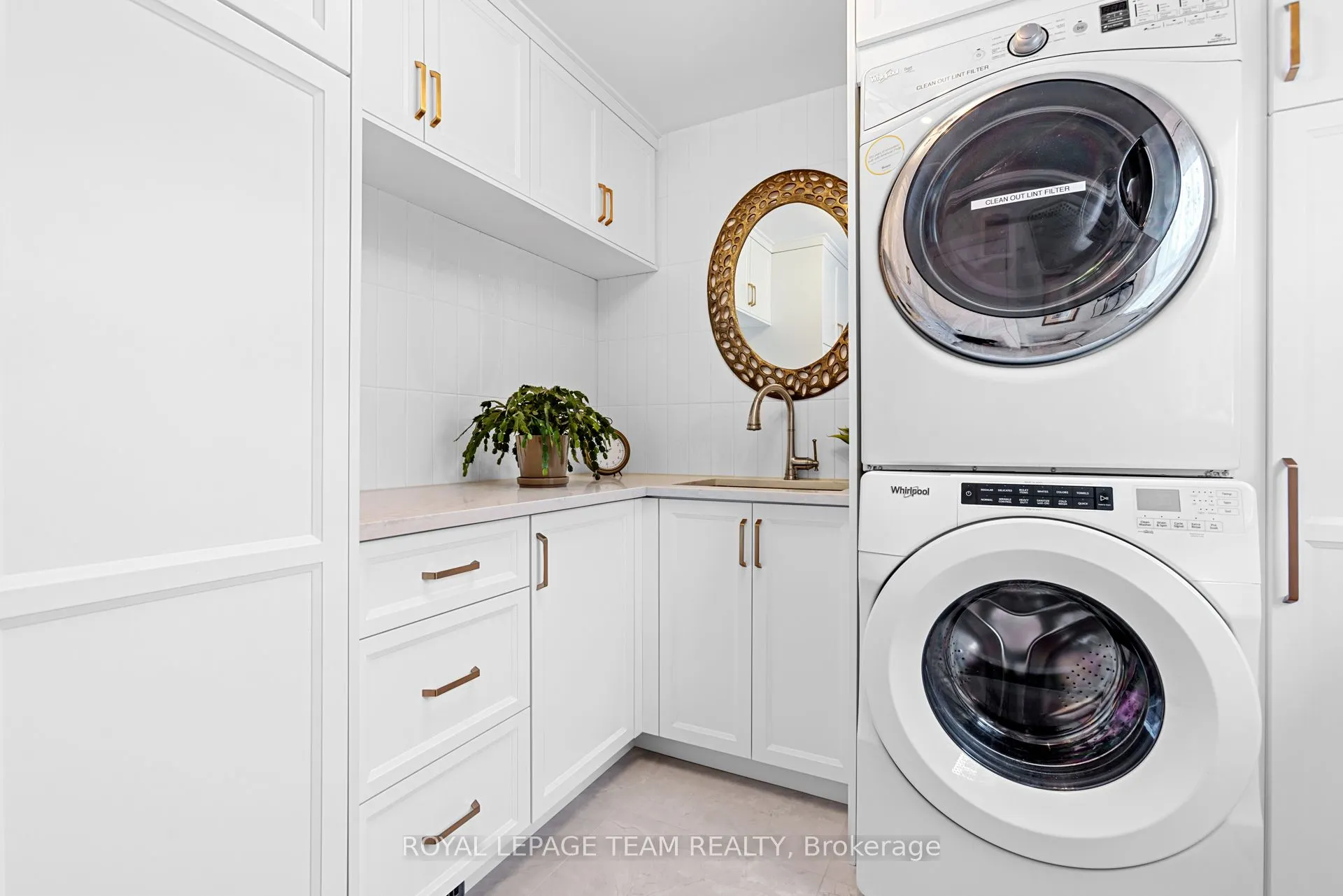 2248 Wallingford Way