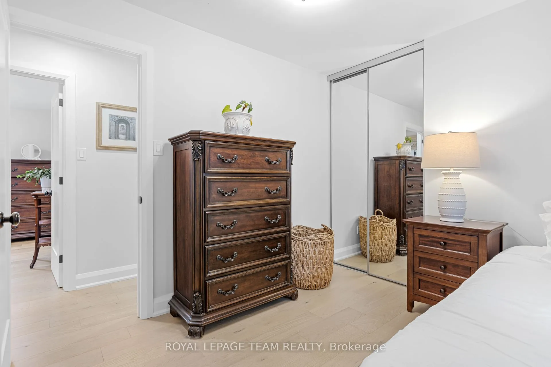 2248 Wallingford Way