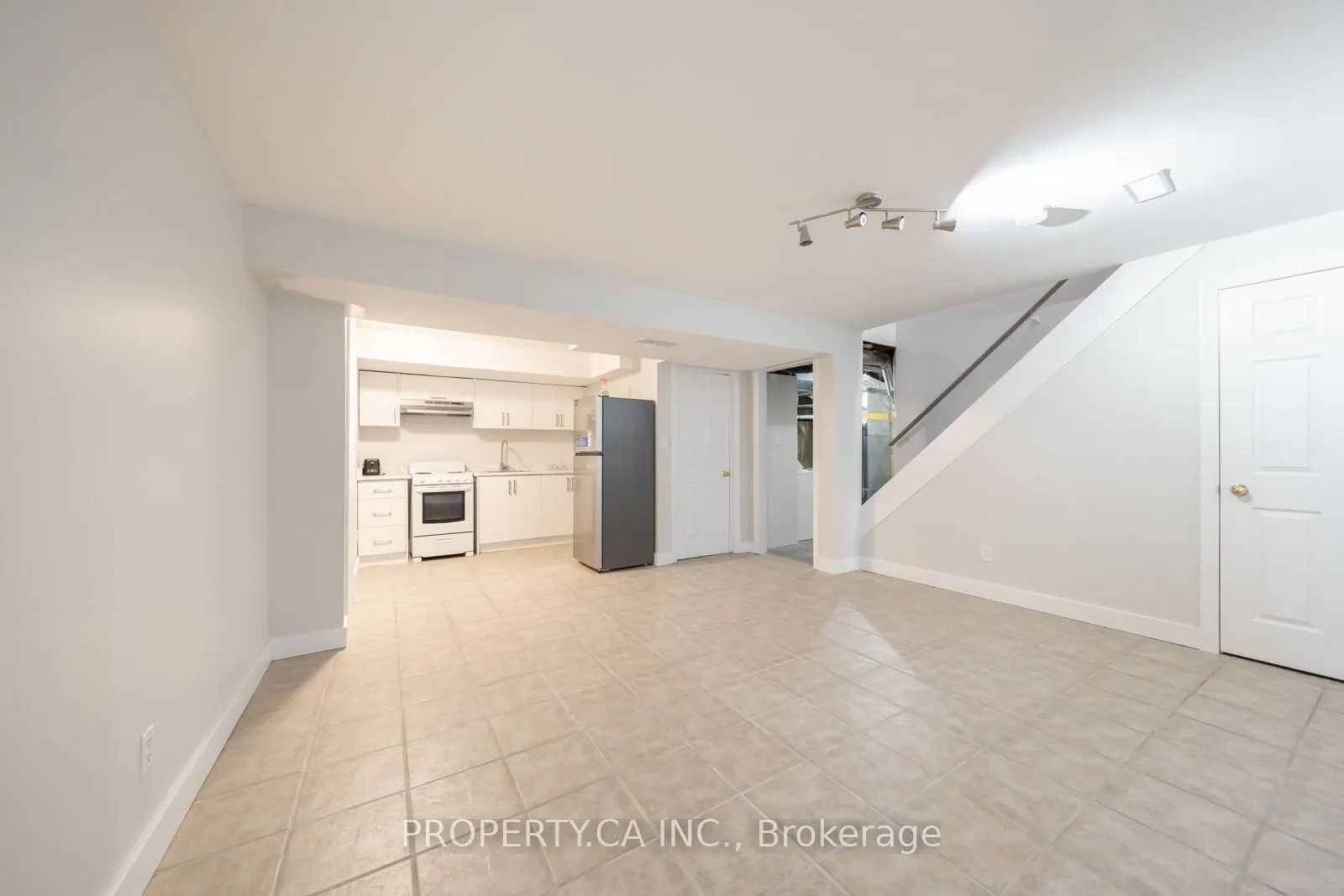 128 Trefusis Street, #Basement