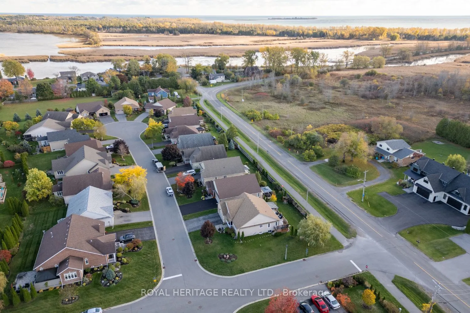 48 Ward Drive
