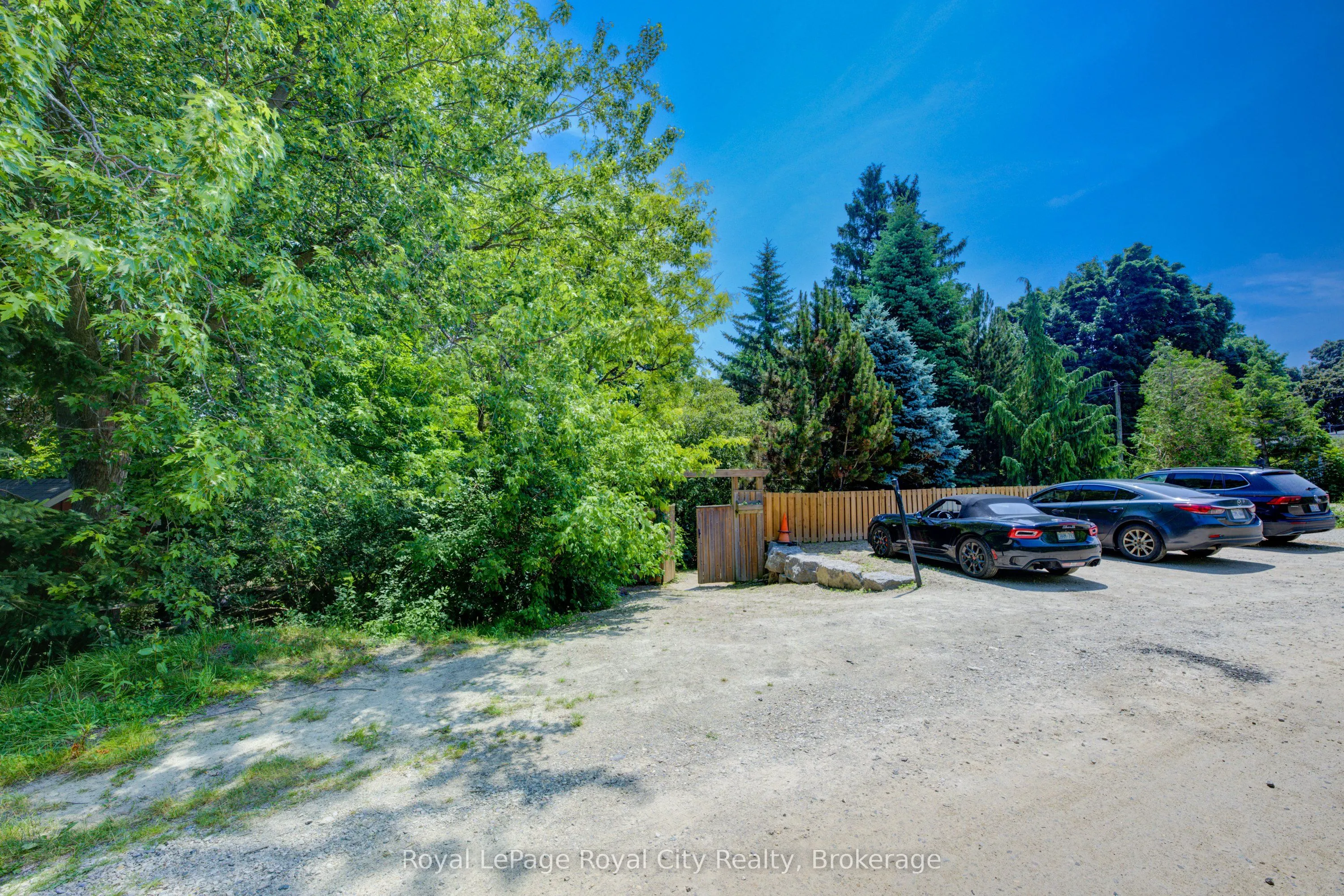 513 ST ANDREW Street W