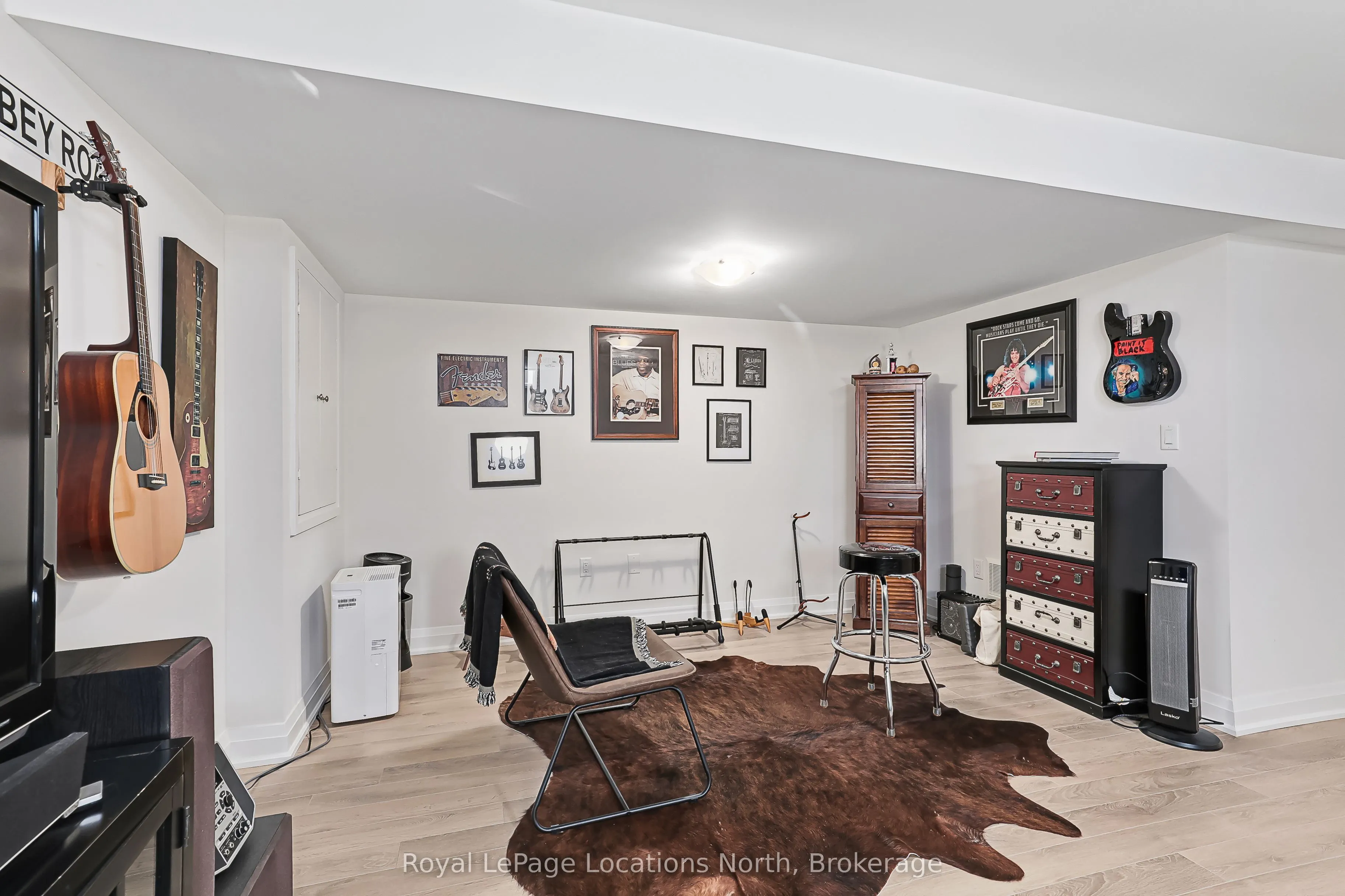 107 Stillwater Crescent