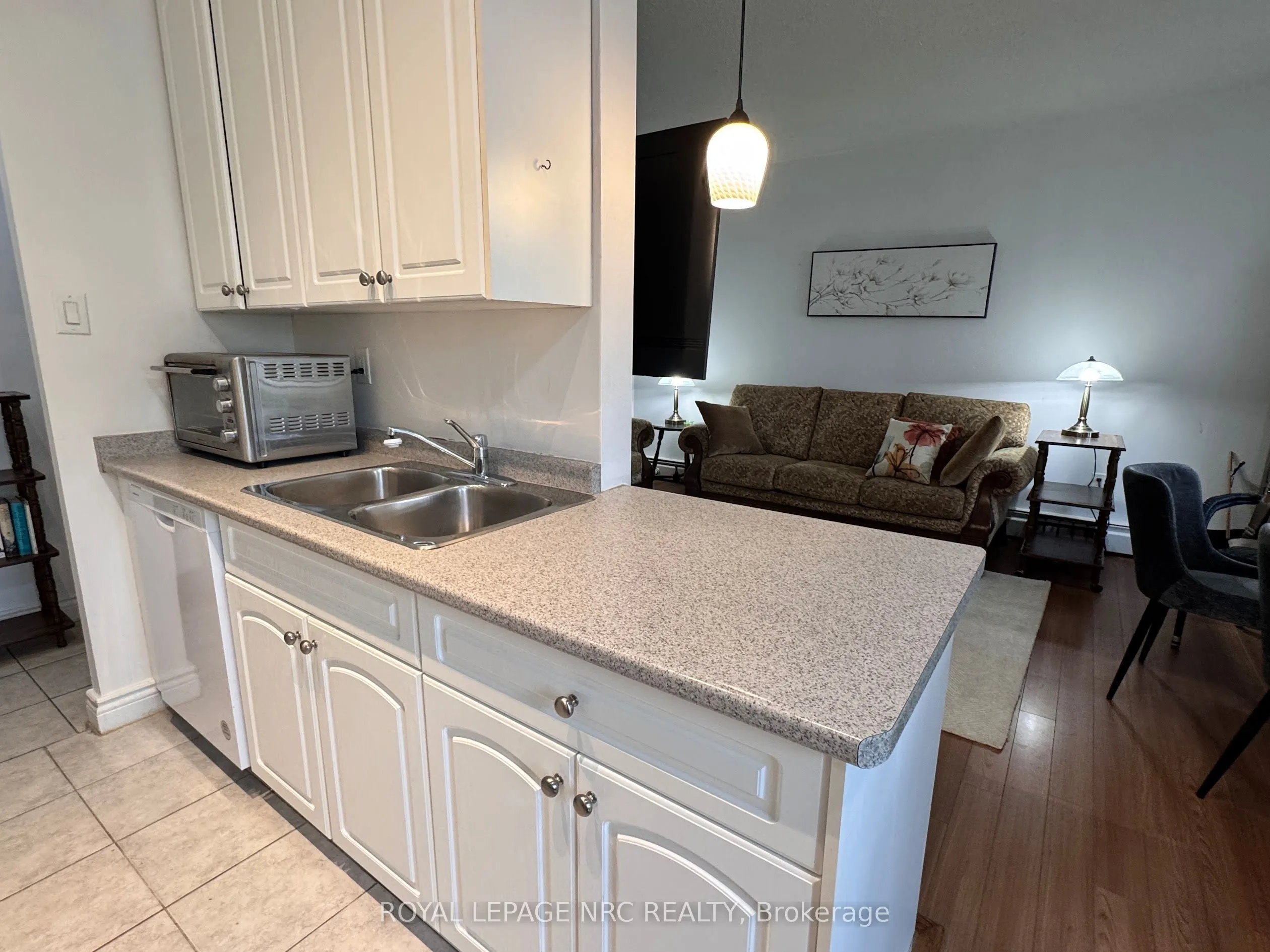 6390 Huggins Street, #101