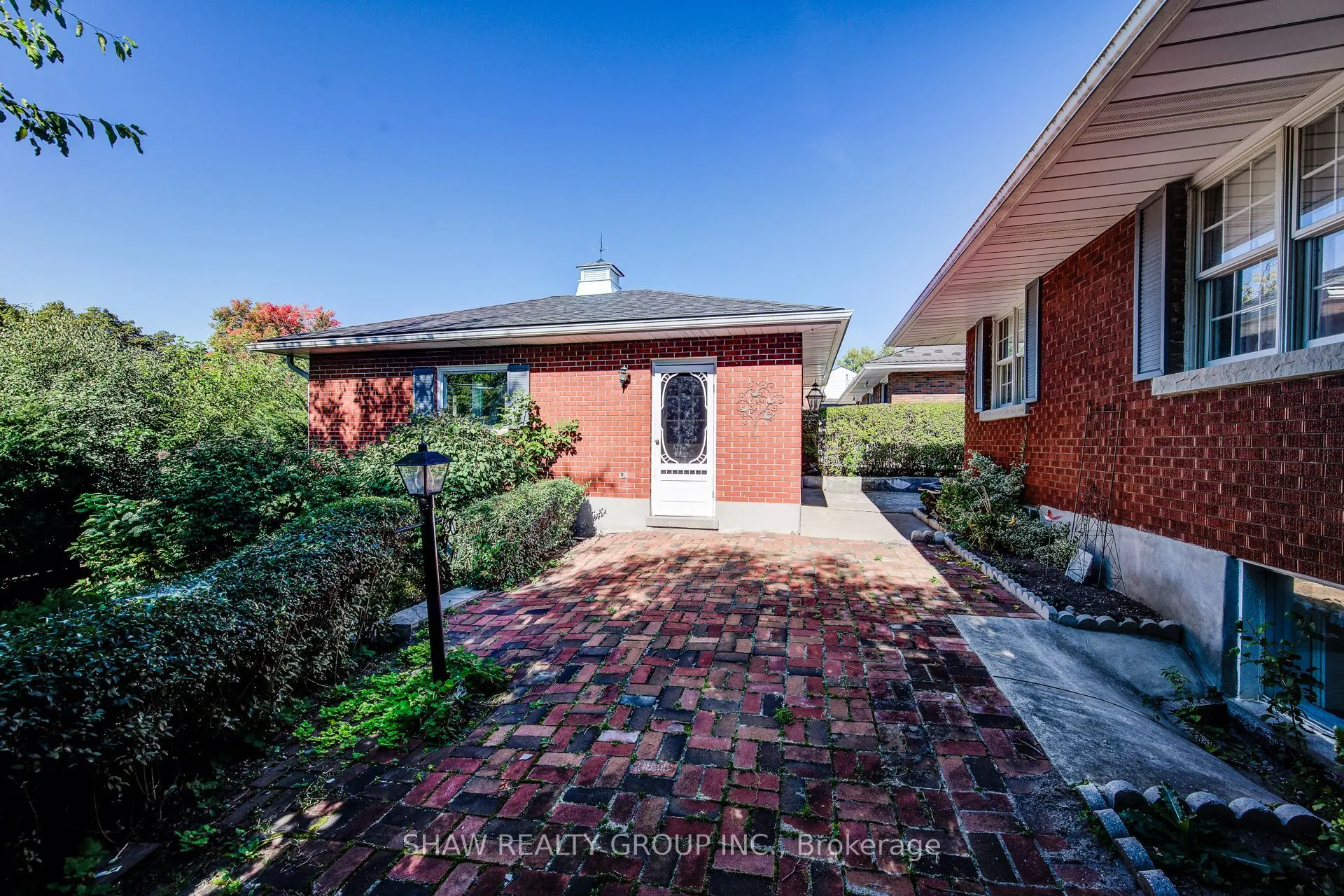 378 Stevenson Street N