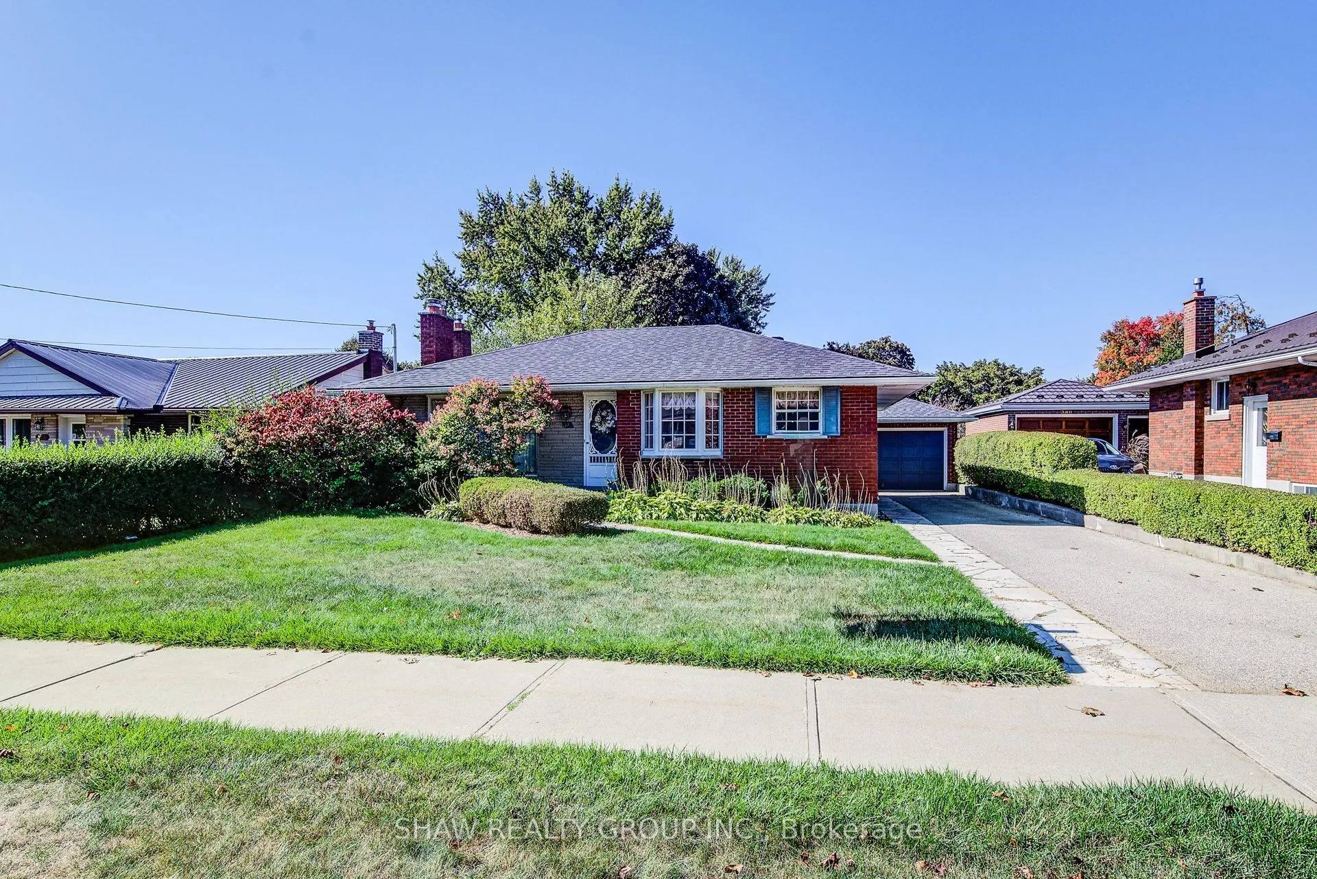 378 Stevenson Street N