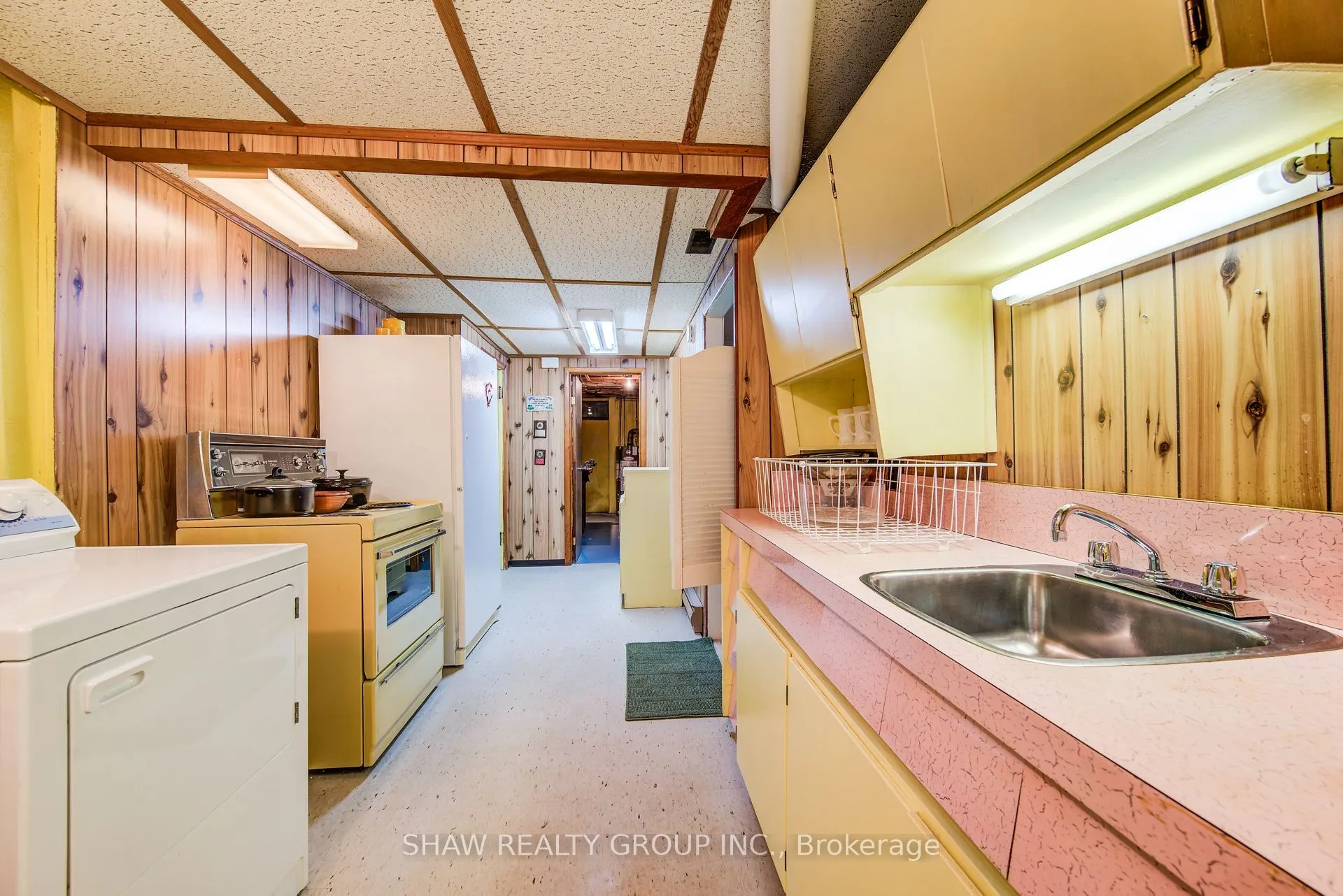 378 Stevenson Street N