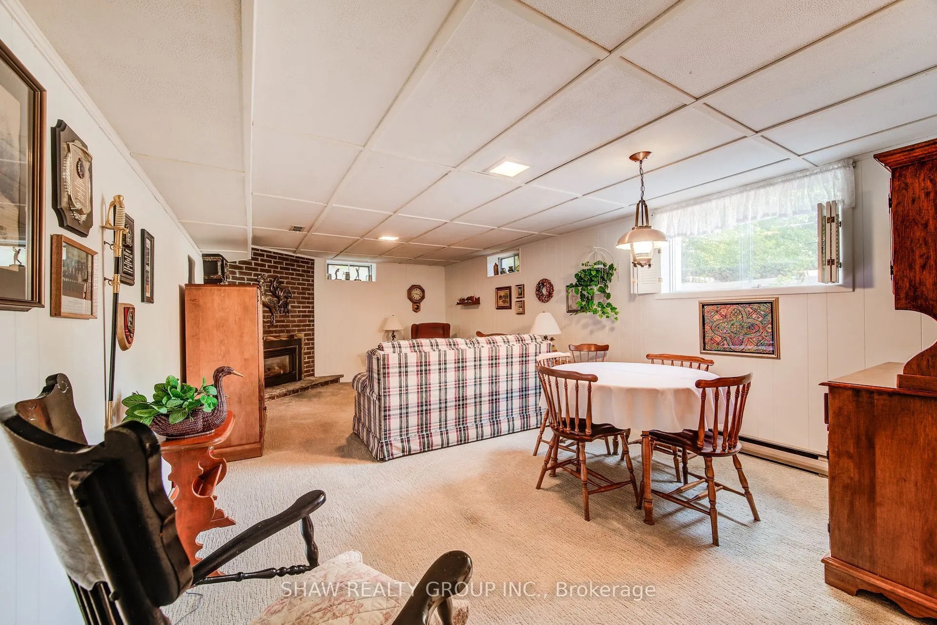 378 Stevenson Street N