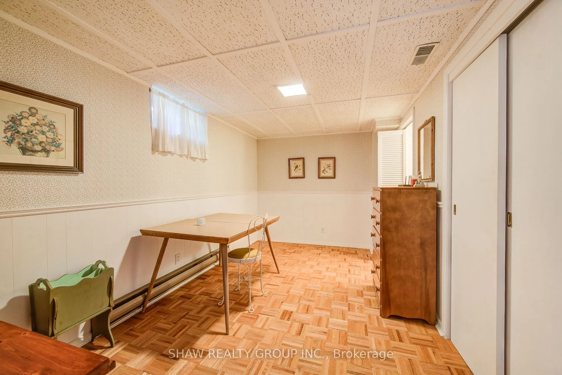 378 Stevenson Street N