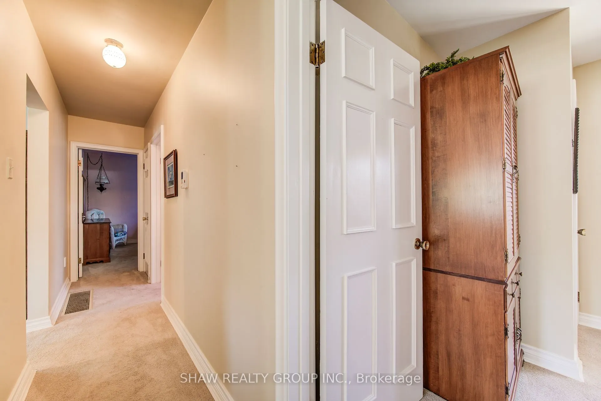 378 Stevenson Street N