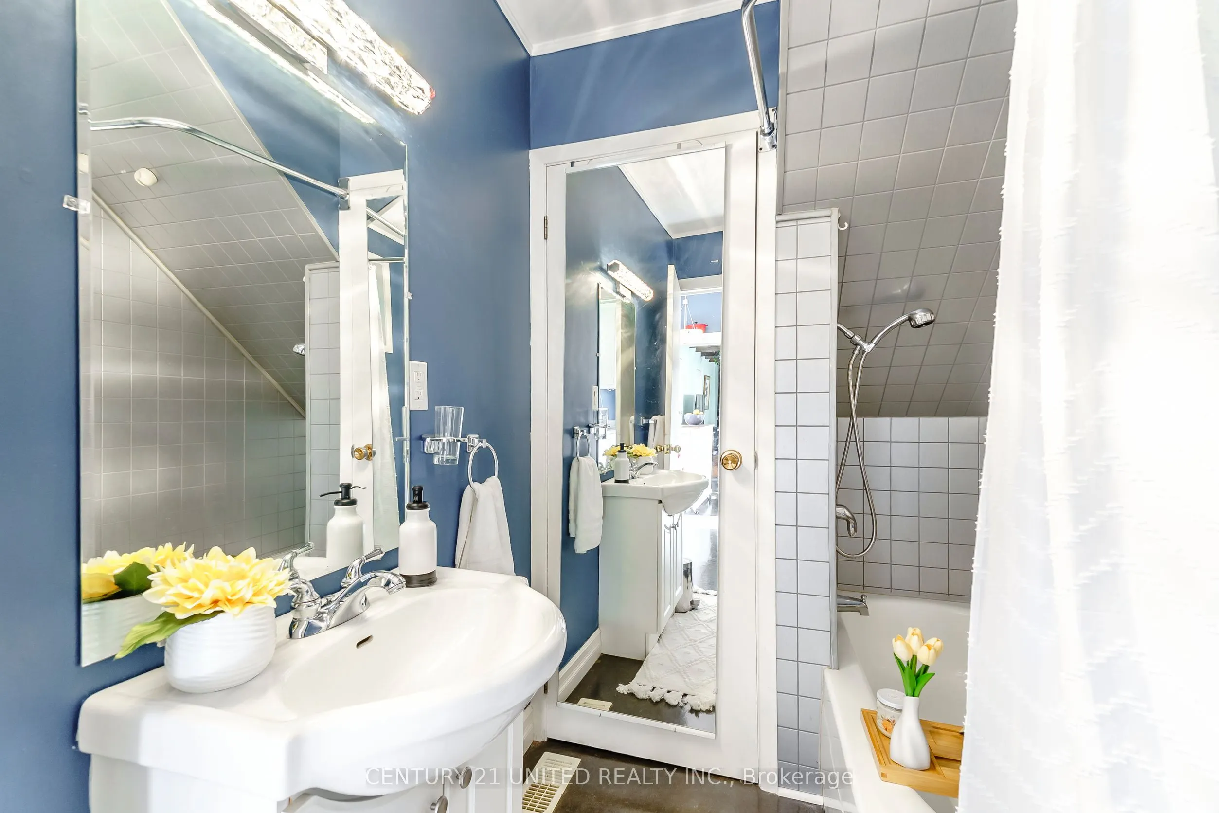 458 Driscoll Terrace