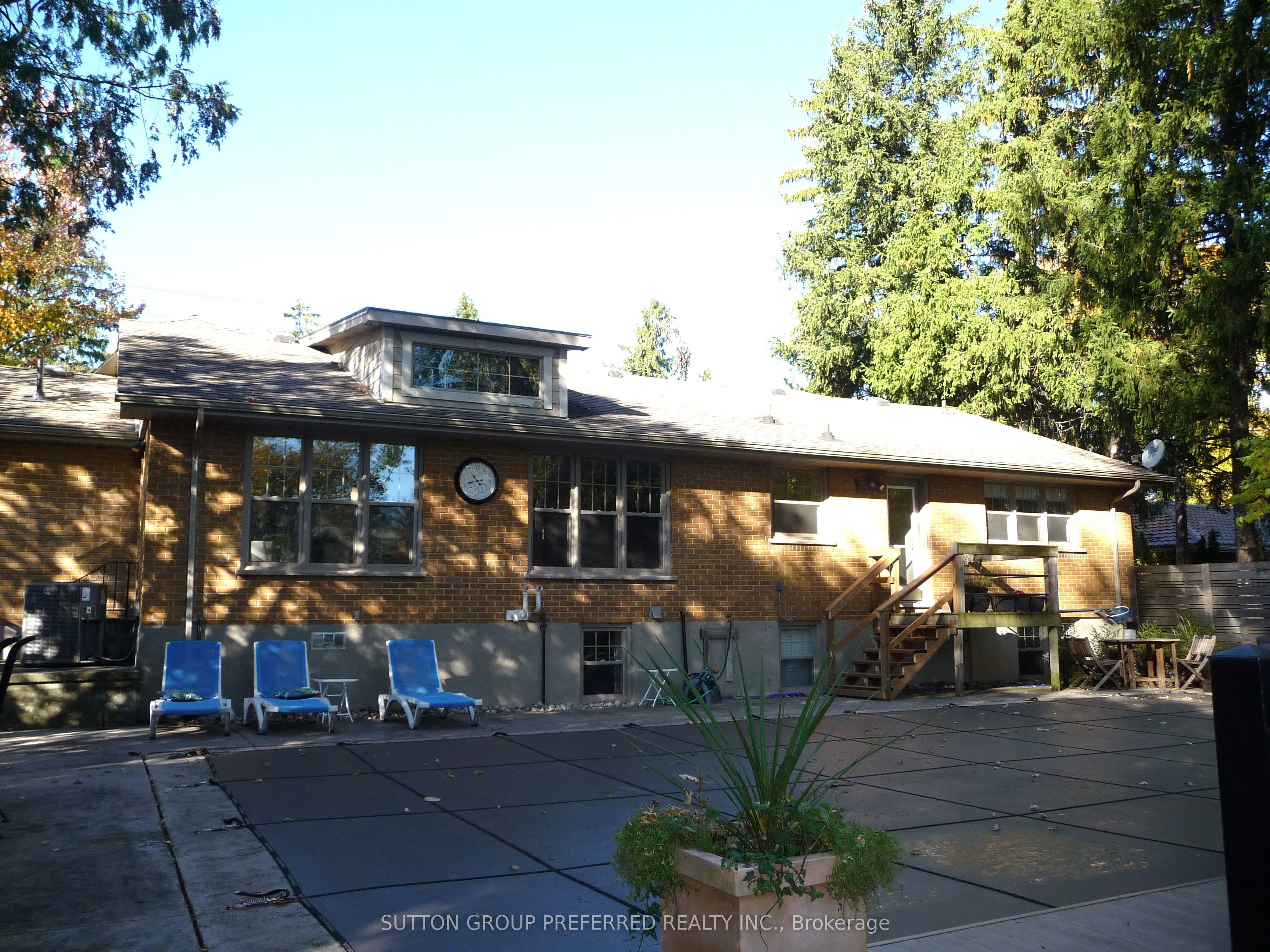 580 Upper Queen Street