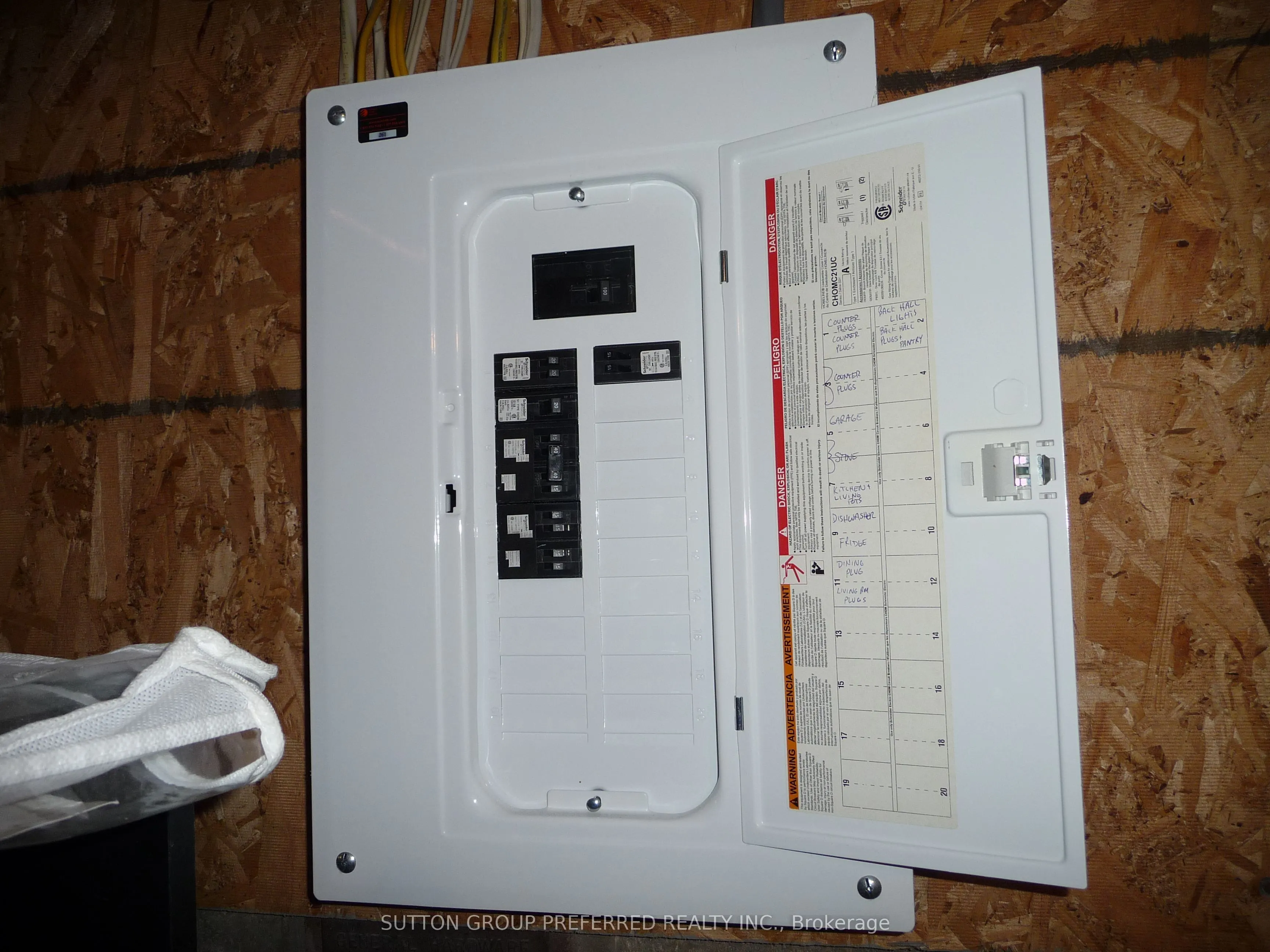 580 Upper Queen Street