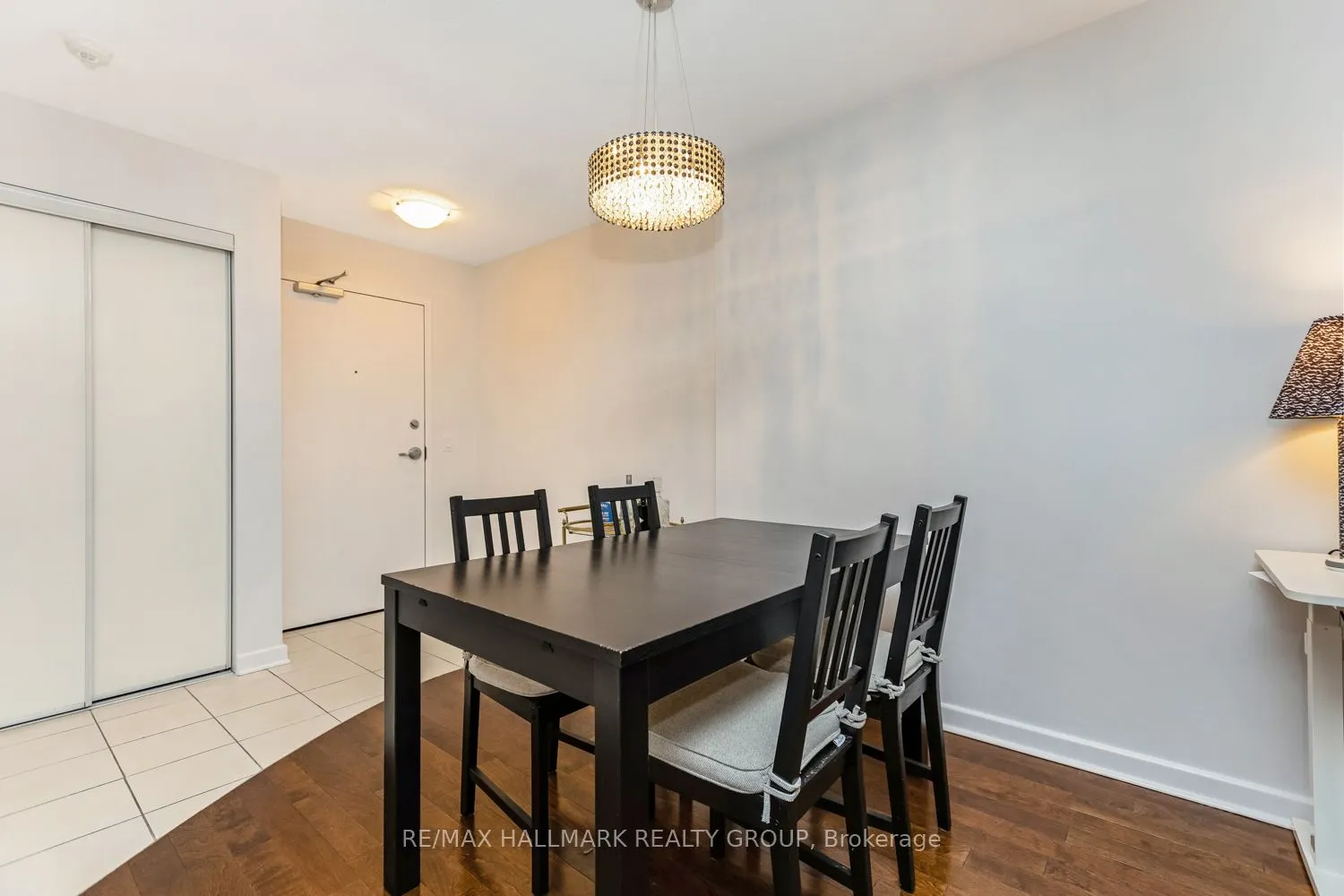 138 Somerset Street W, #502