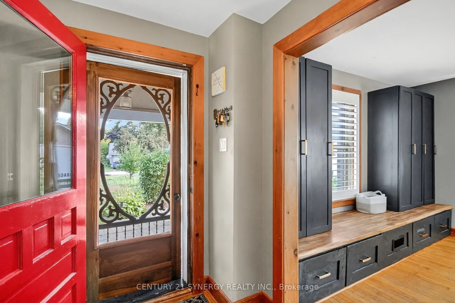 103 Queen Charlotte Street