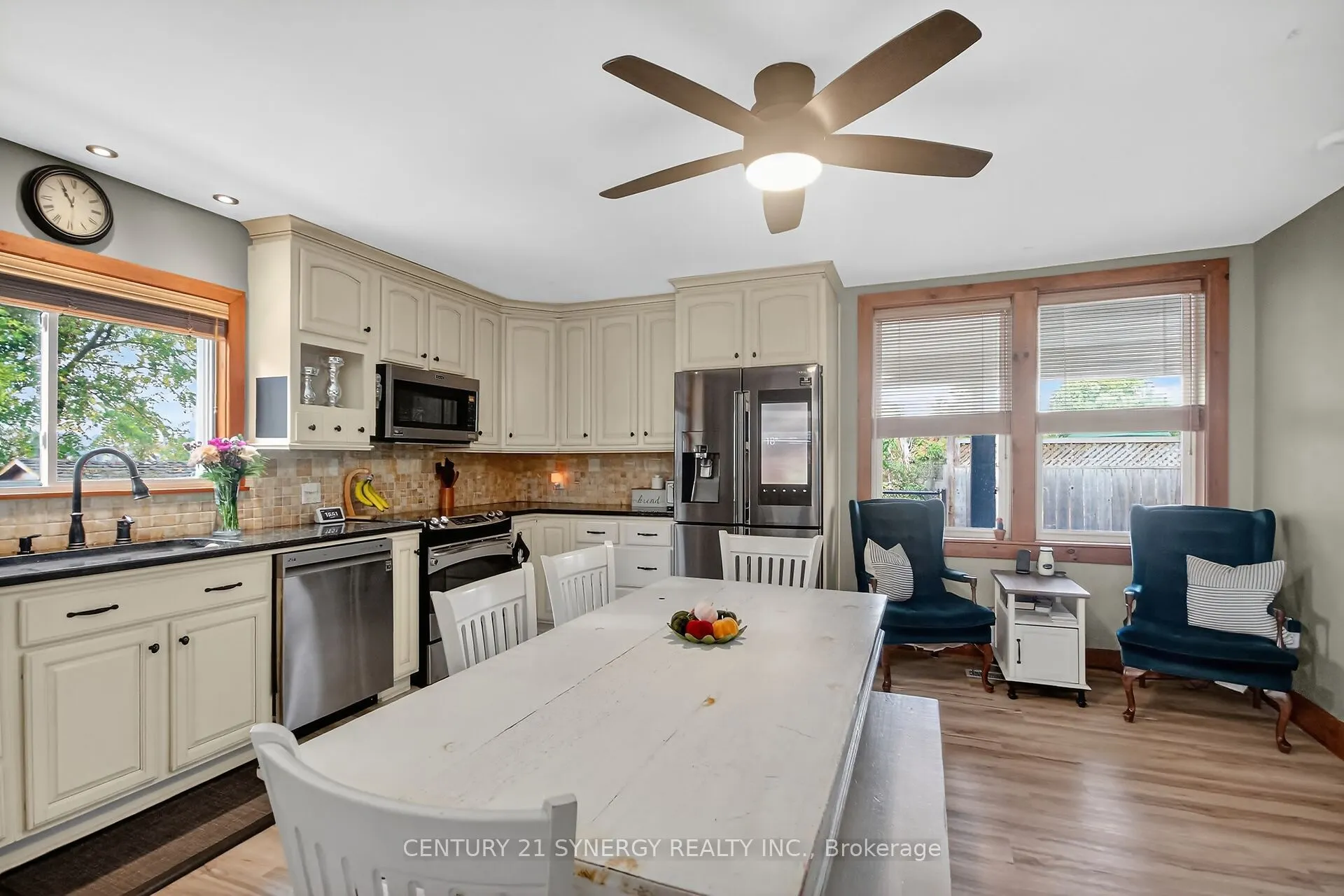 103 Queen Charlotte Street