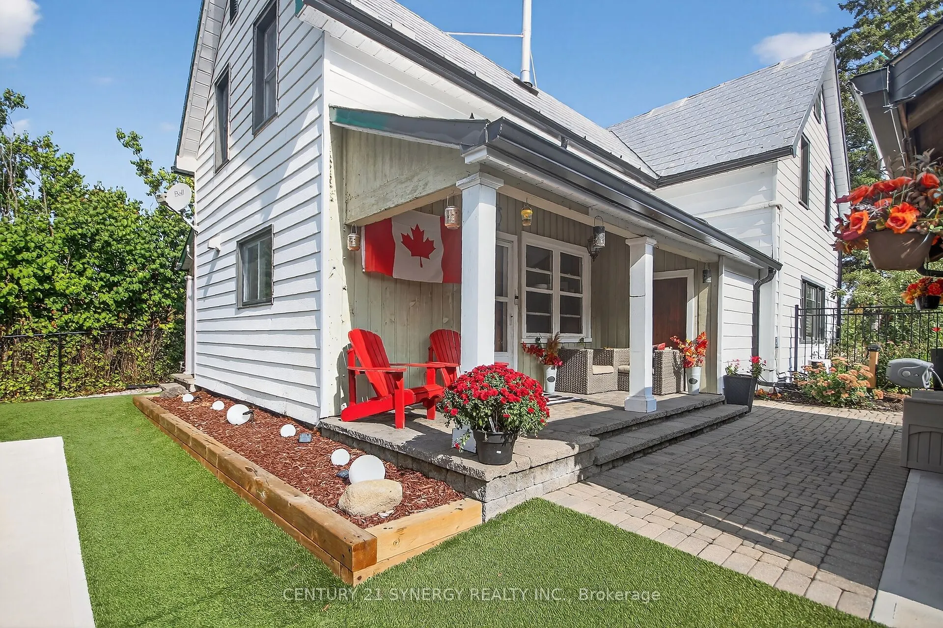 103 Queen Charlotte Street