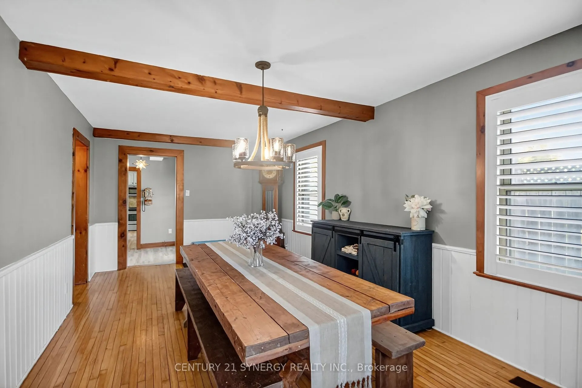 103 Queen Charlotte Street