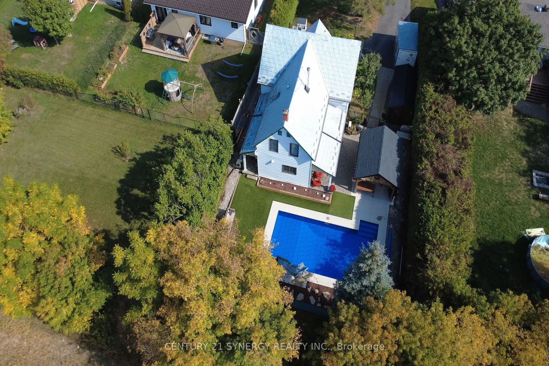 103 Queen Charlotte Street