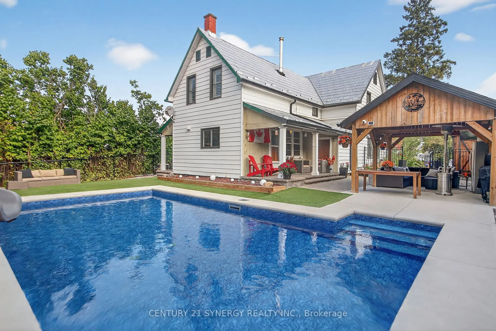 103 Queen Charlotte Street