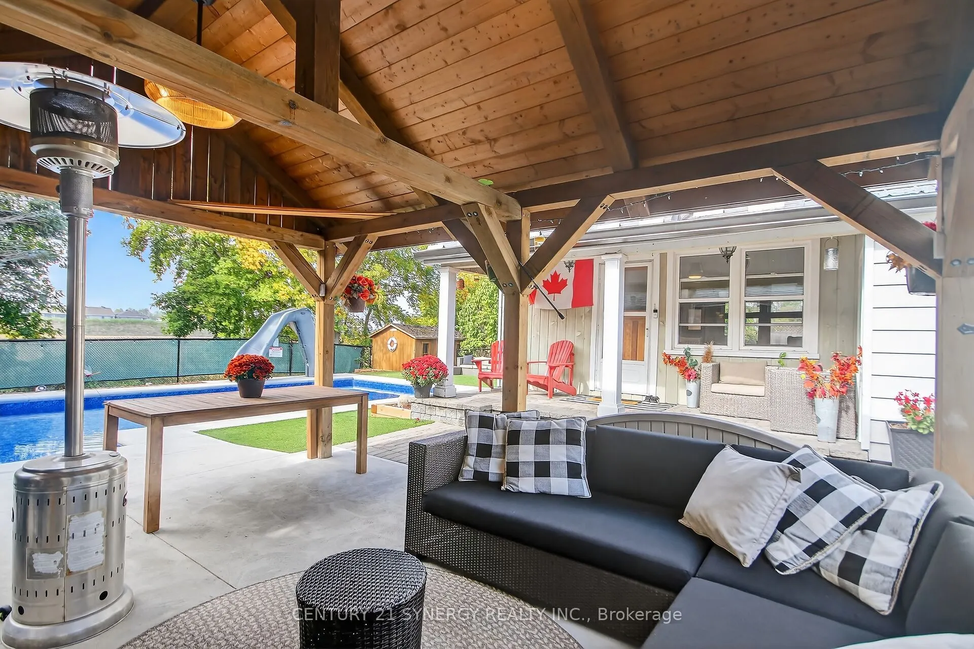 103 Queen Charlotte Street