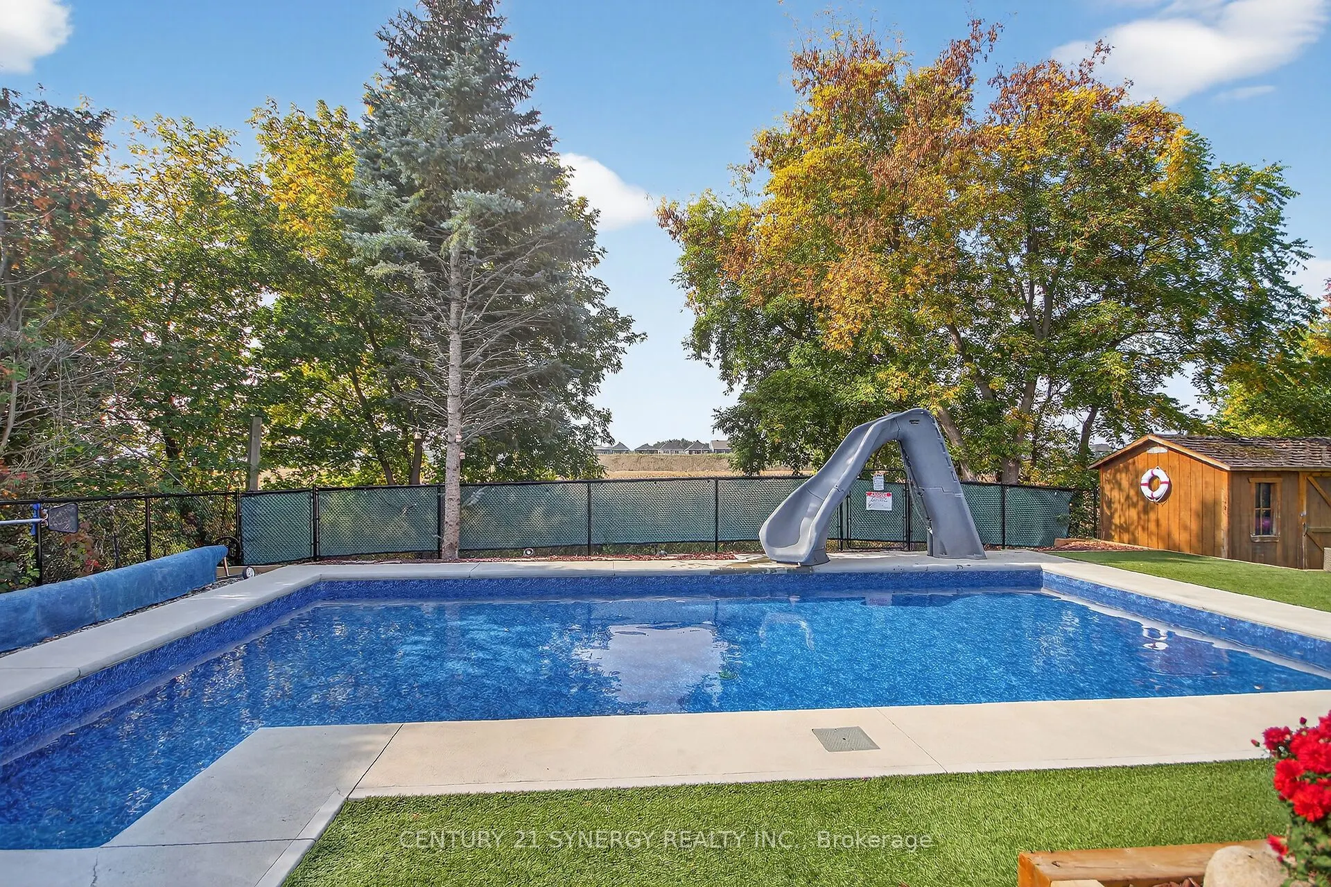 103 Queen Charlotte Street