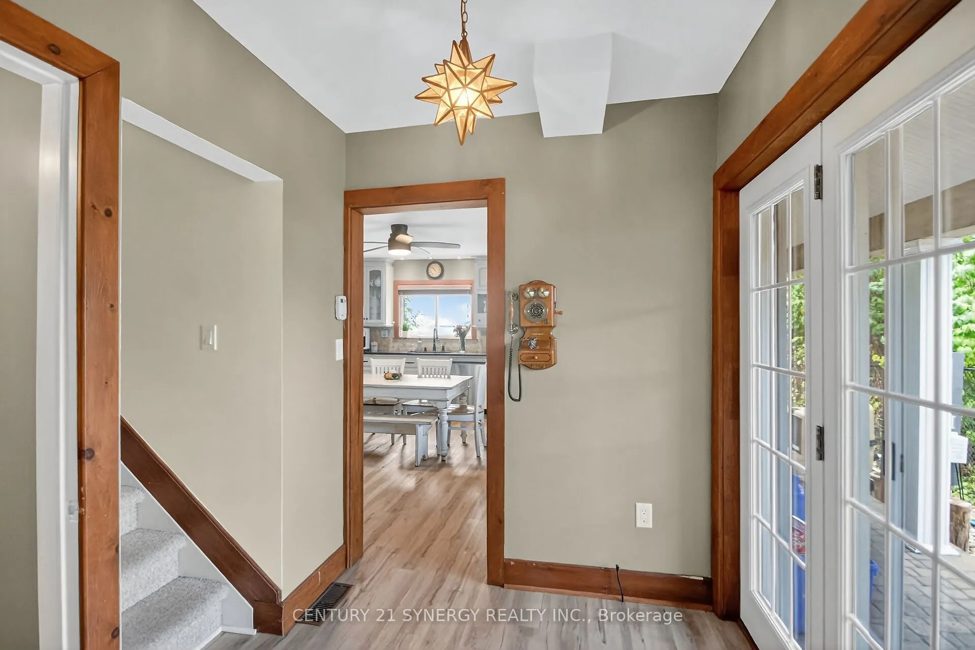 103 Queen Charlotte Street