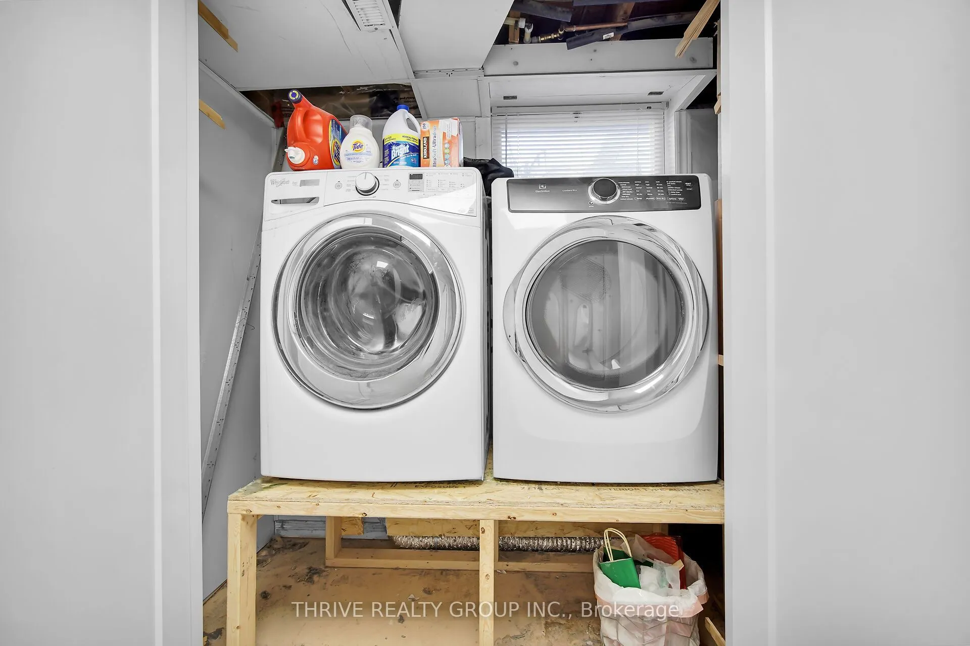 122 ST LAWRENCE Boulevard