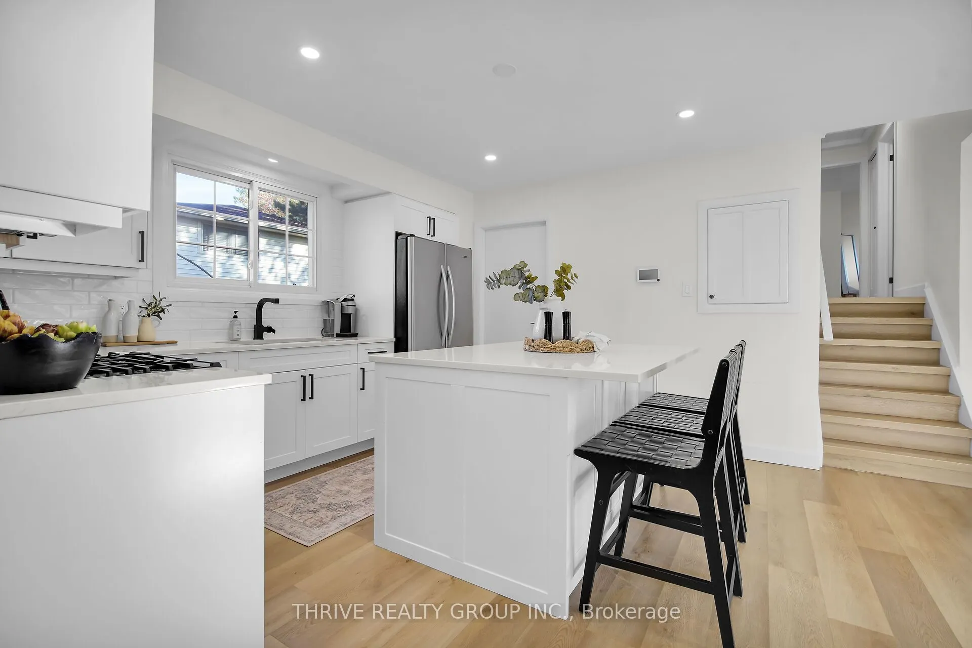 122 ST LAWRENCE Boulevard