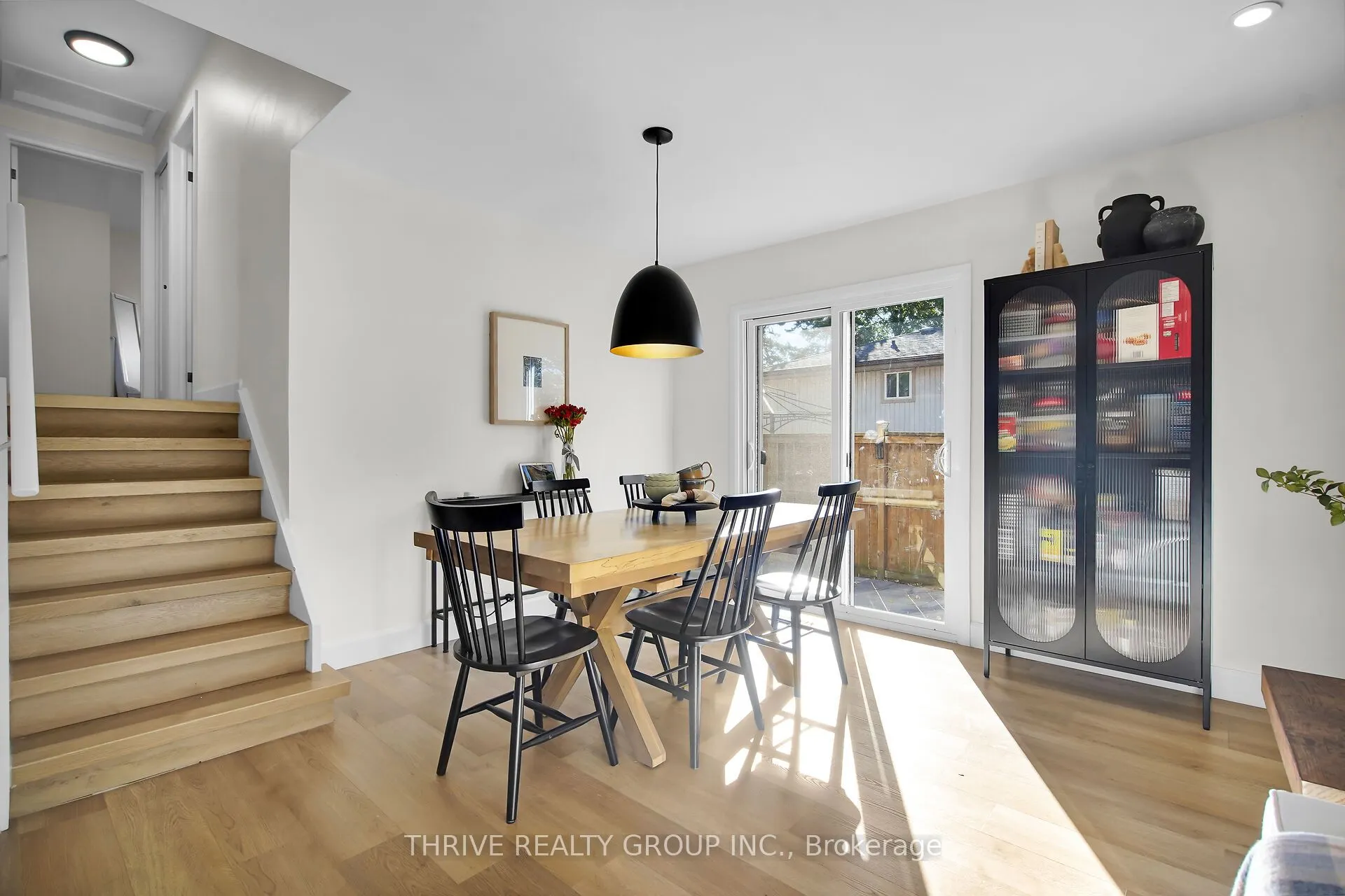 122 ST LAWRENCE Boulevard