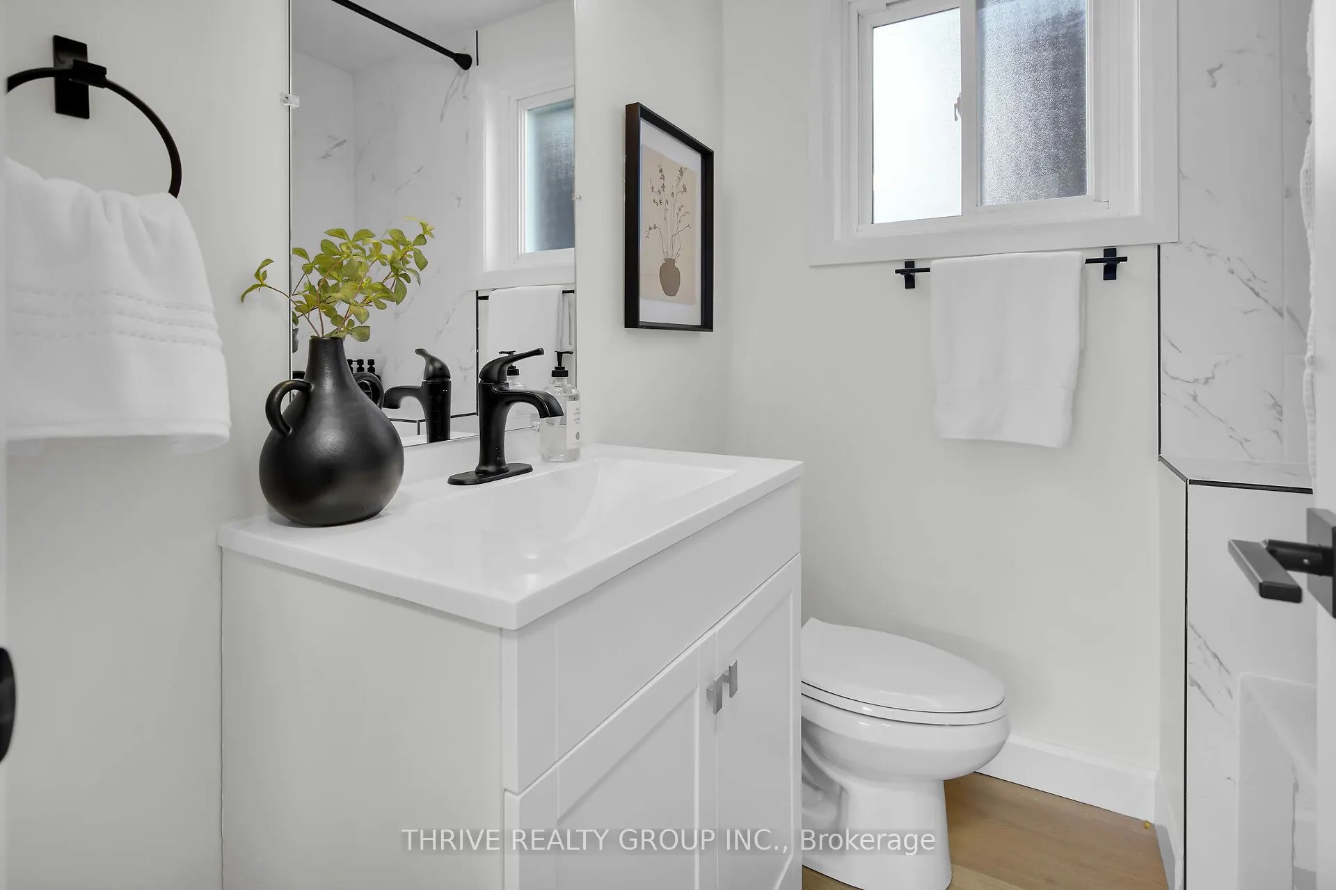 122 ST LAWRENCE Boulevard