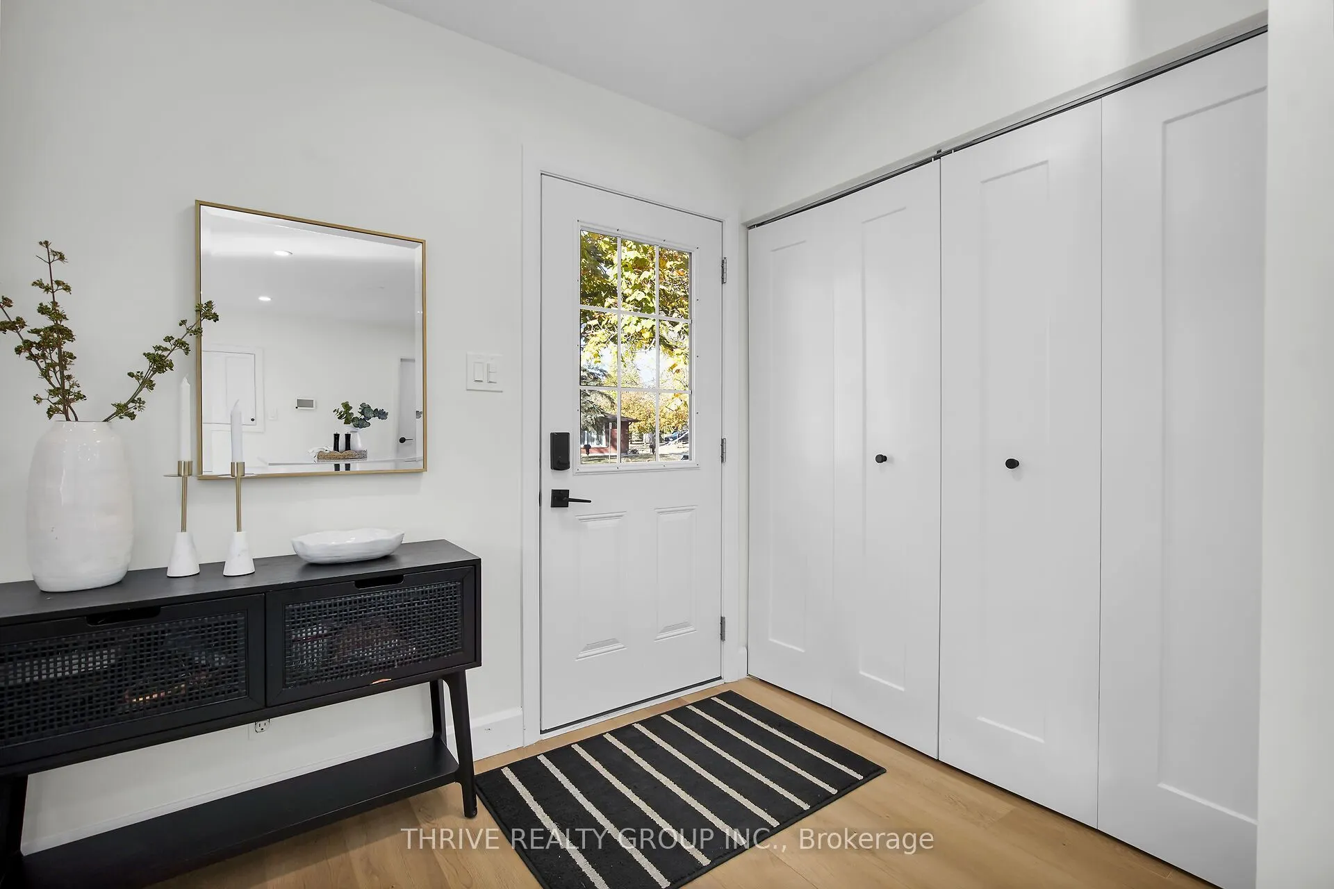 122 ST LAWRENCE Boulevard