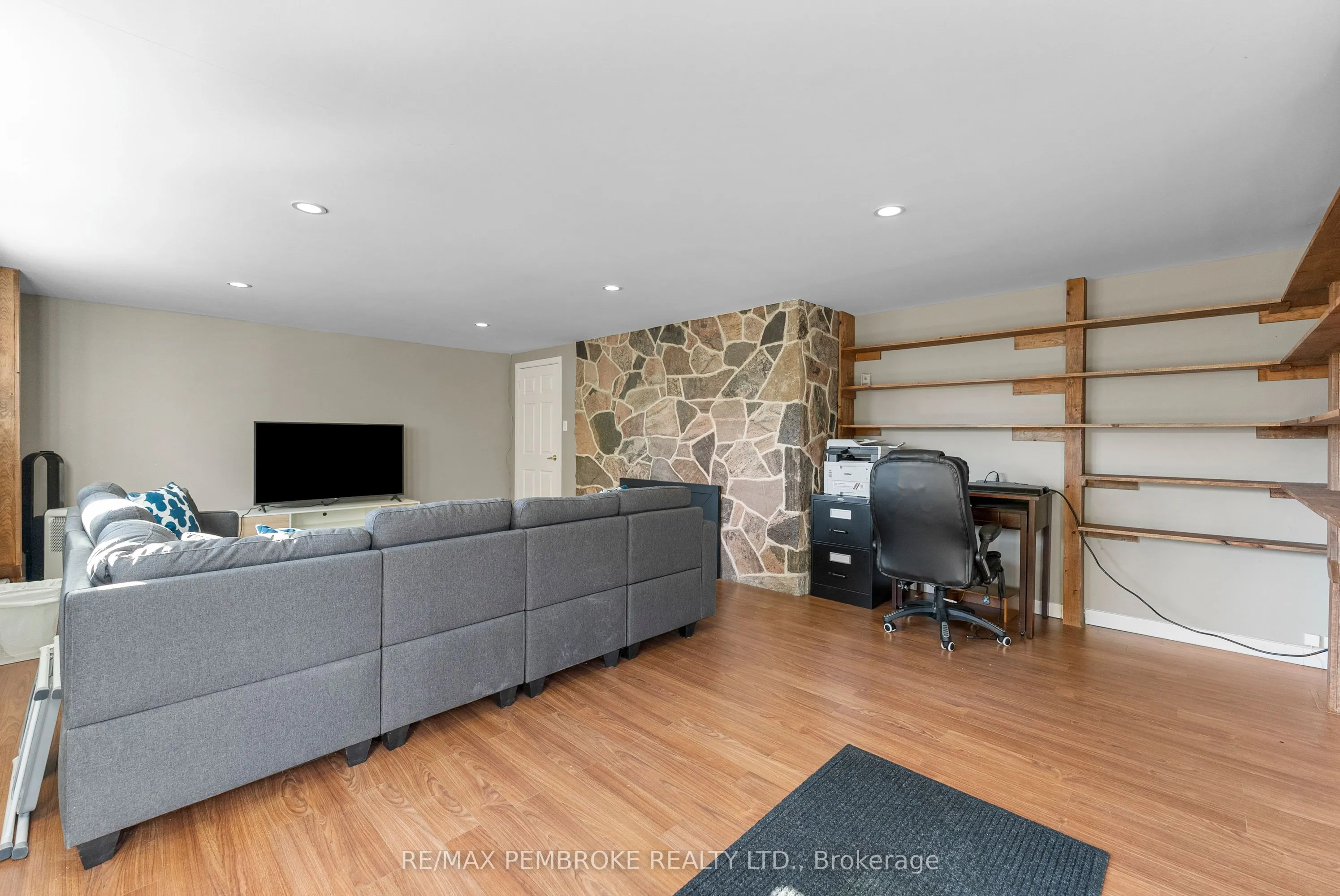 235 Broadview Drive
