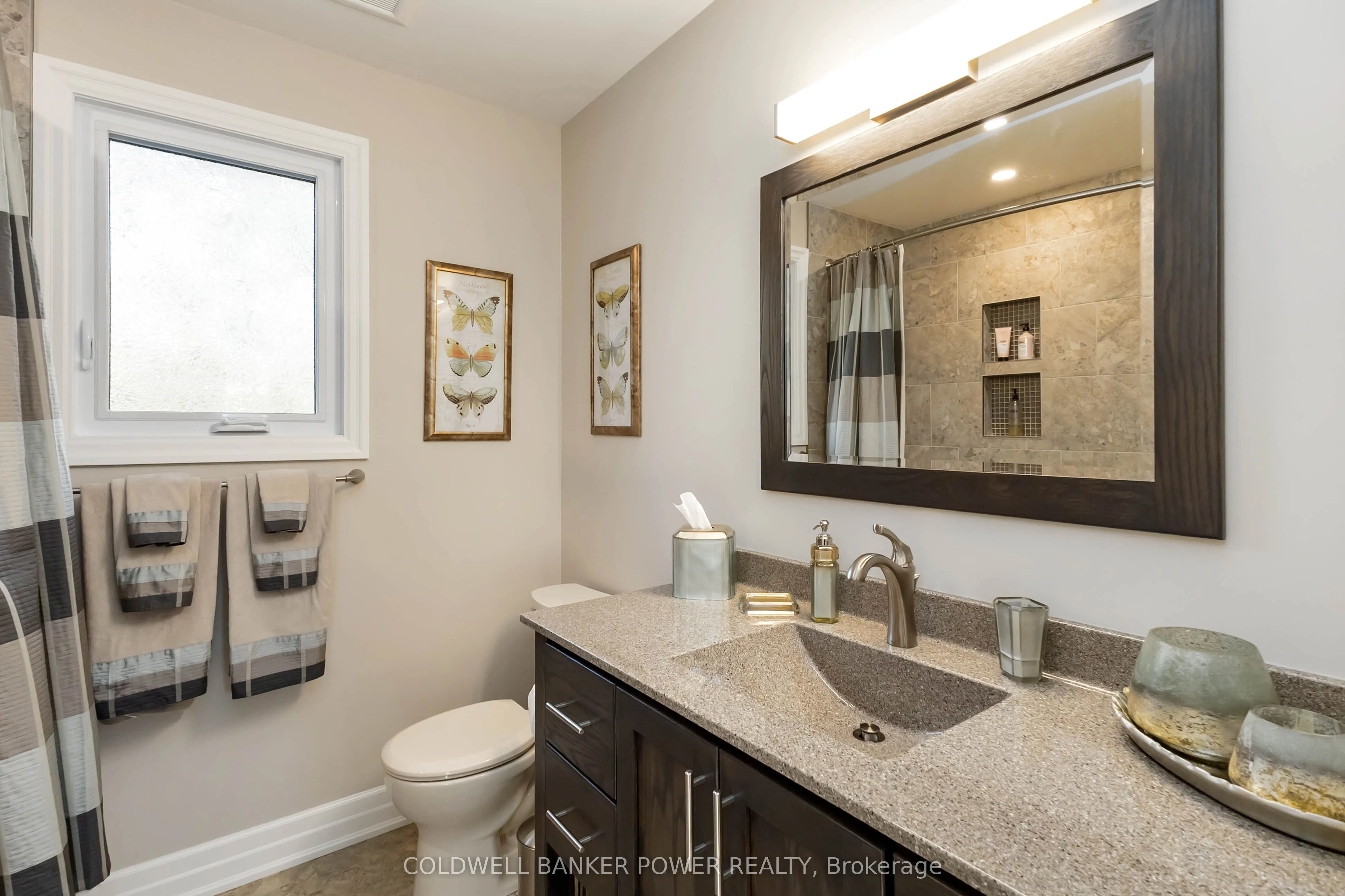 15 Monte Vista Crescent