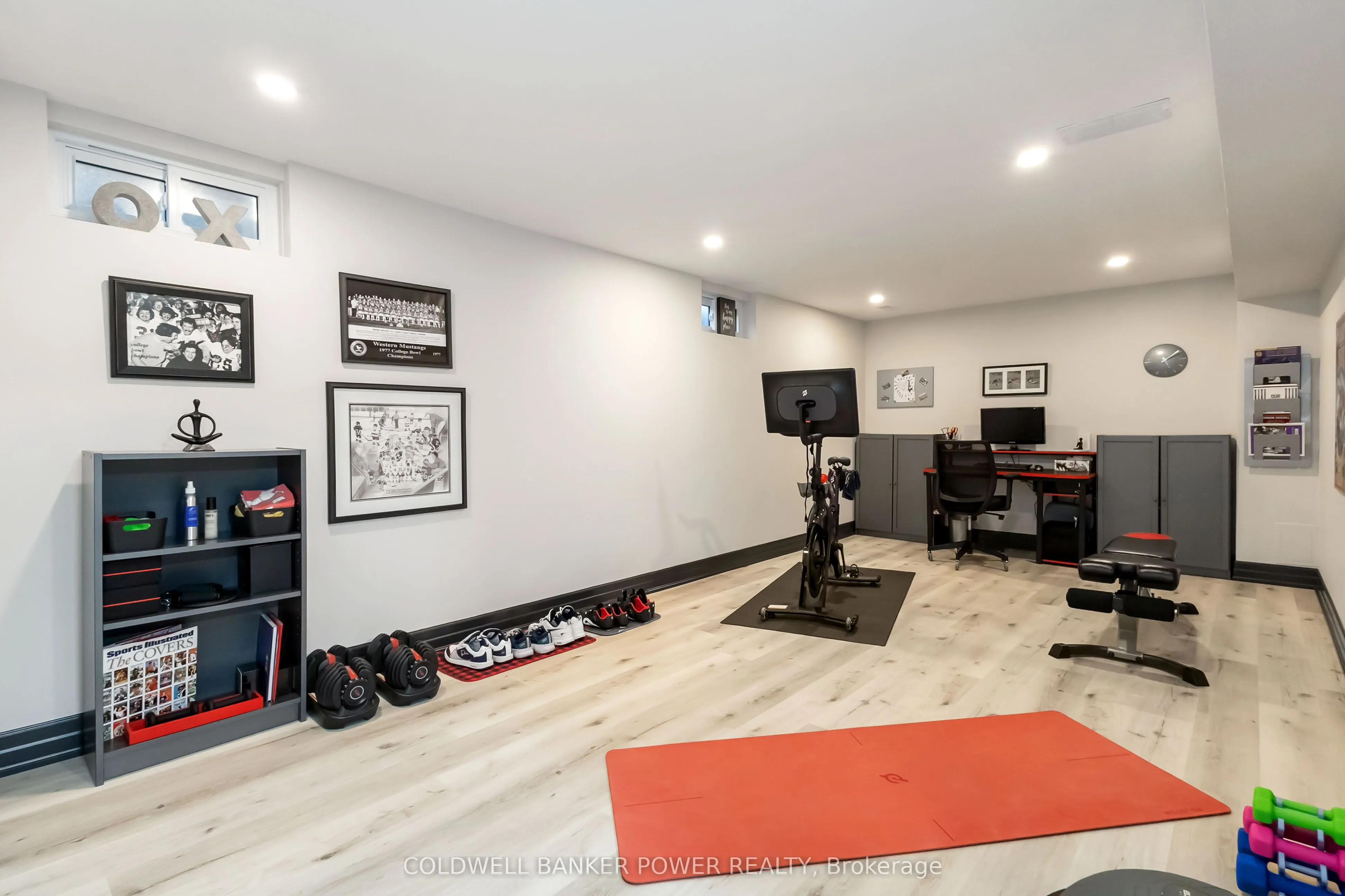 15 Monte Vista Crescent