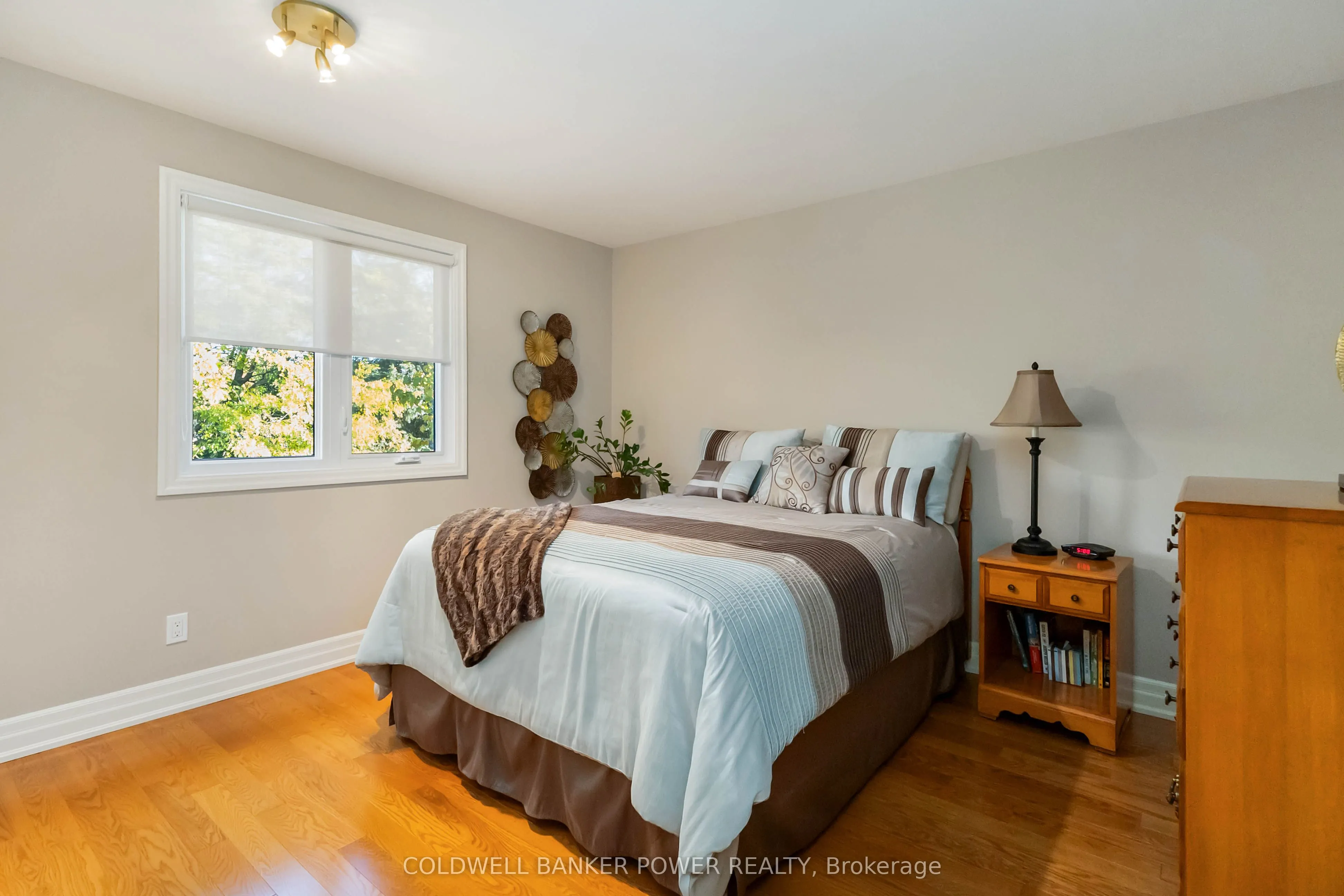 15 Monte Vista Crescent