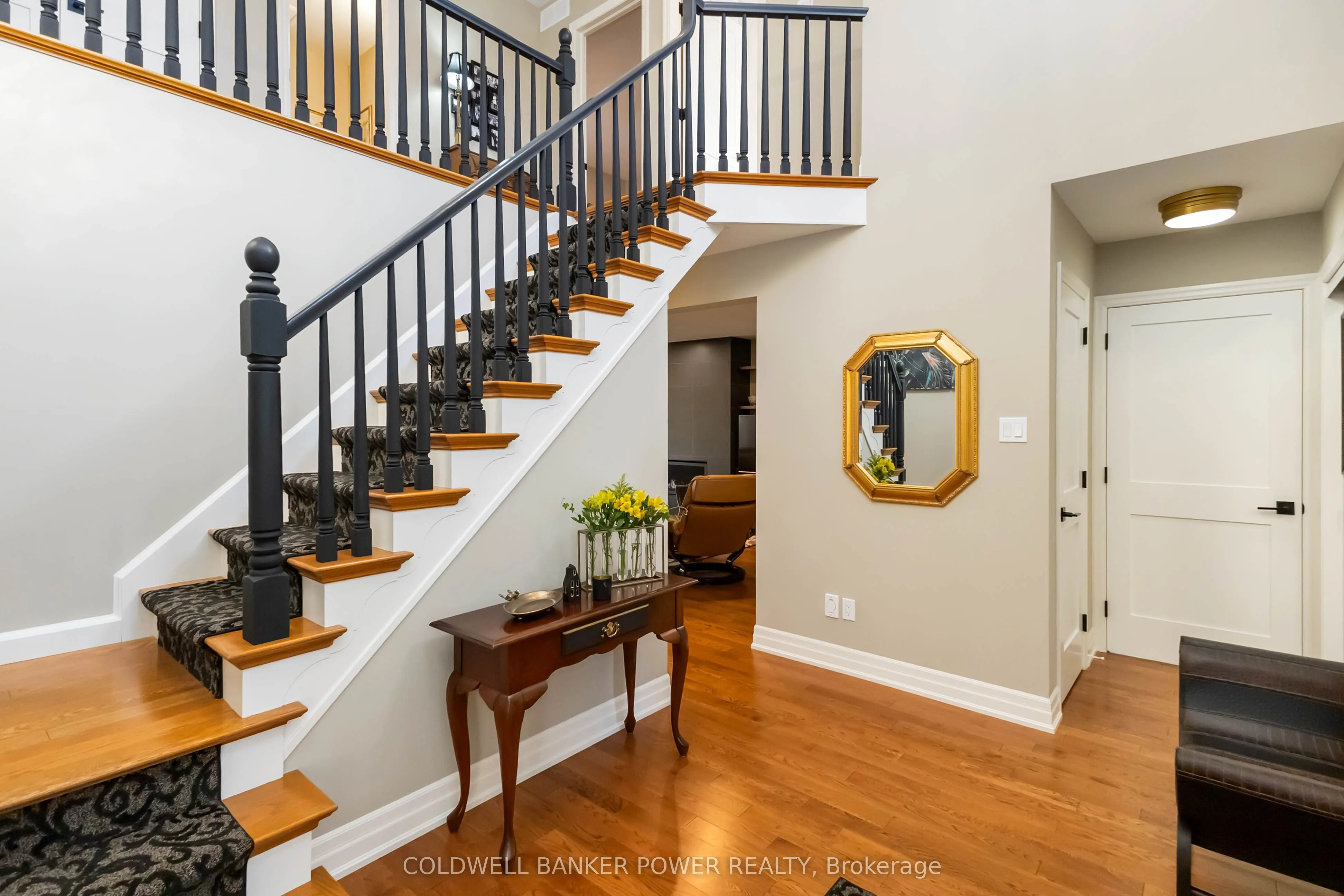 15 Monte Vista Crescent