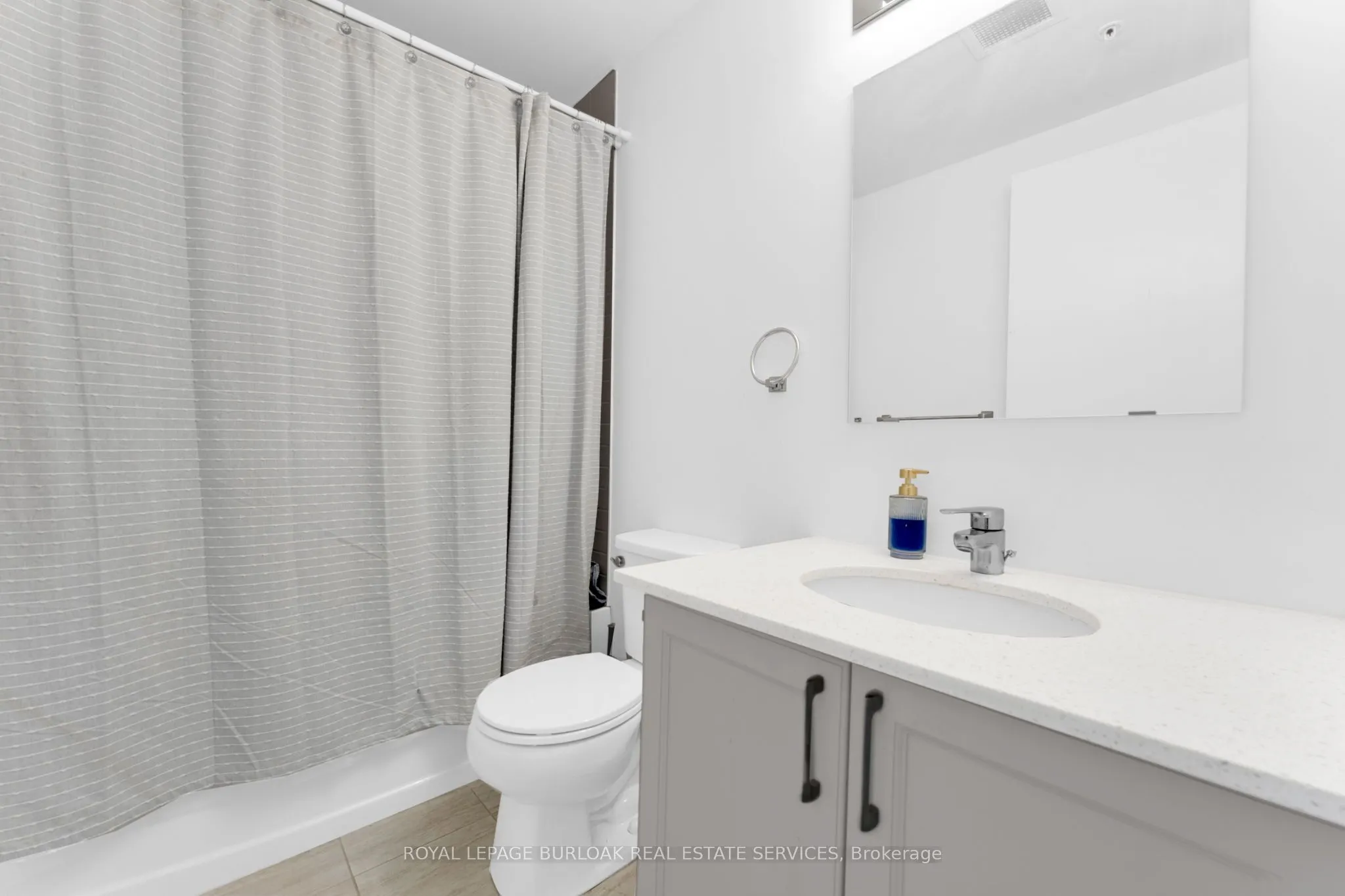 7711 Green Vista Gate, #402